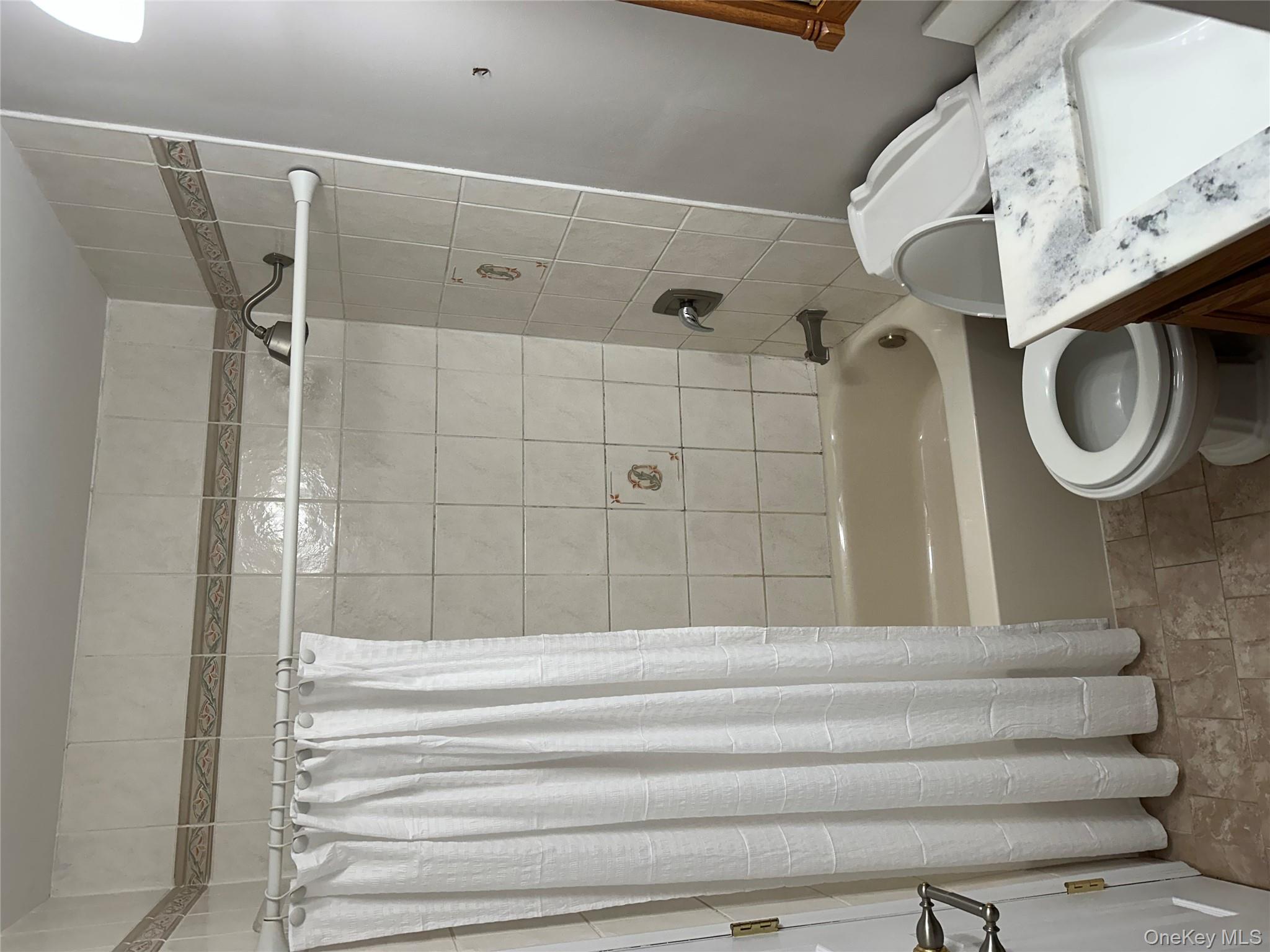 #13 photo, 10 Shiloh Court, Coram , NY 11727