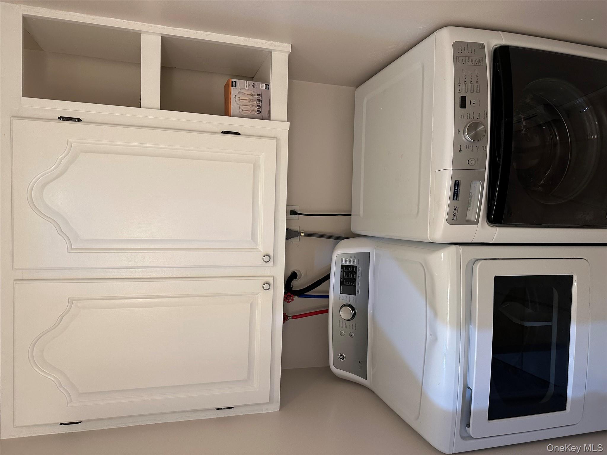 #7 photo, 10 Shiloh Court, Coram , NY 11727