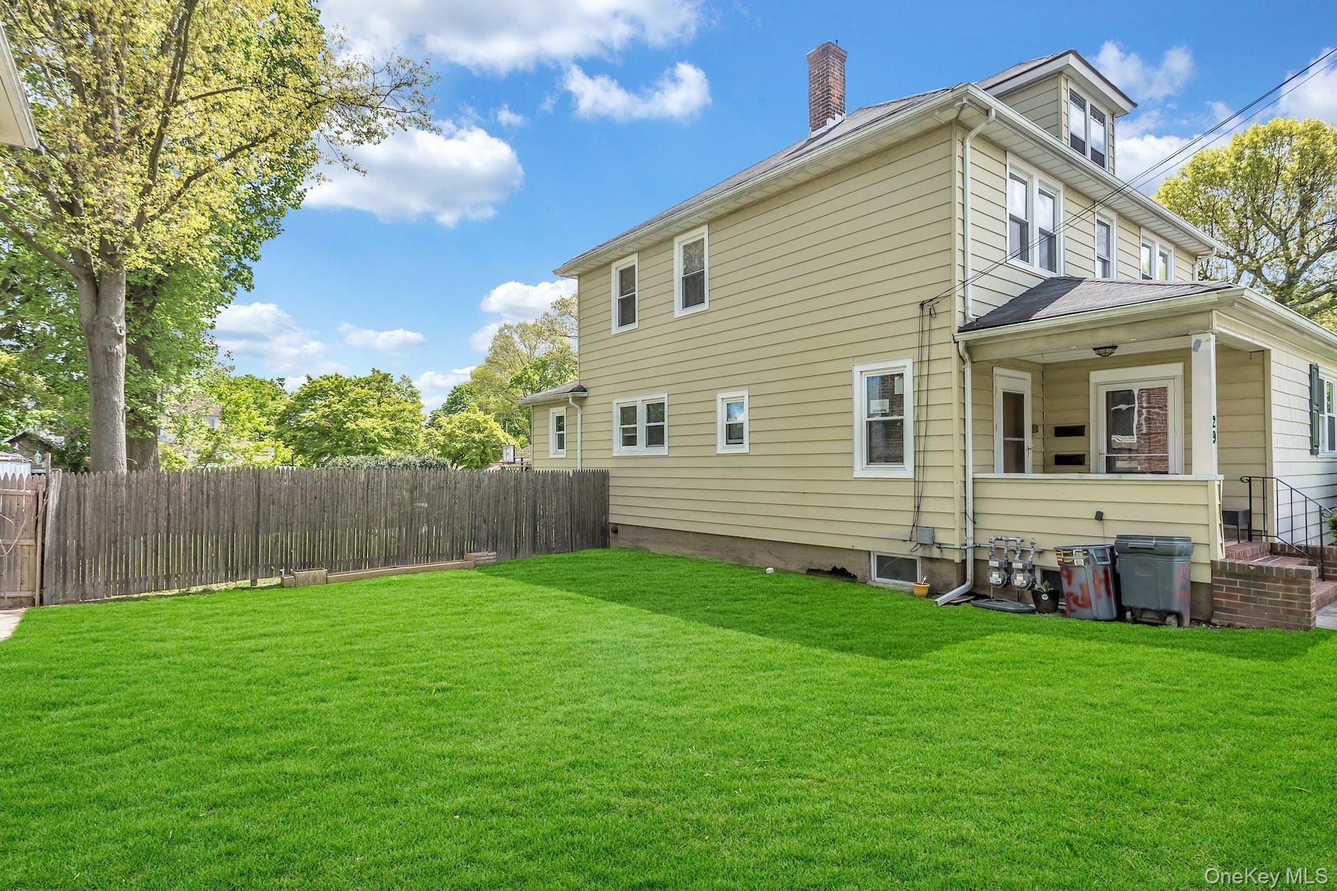 #19 photo, 29 Ford Street, Glen Cove , NY 11542