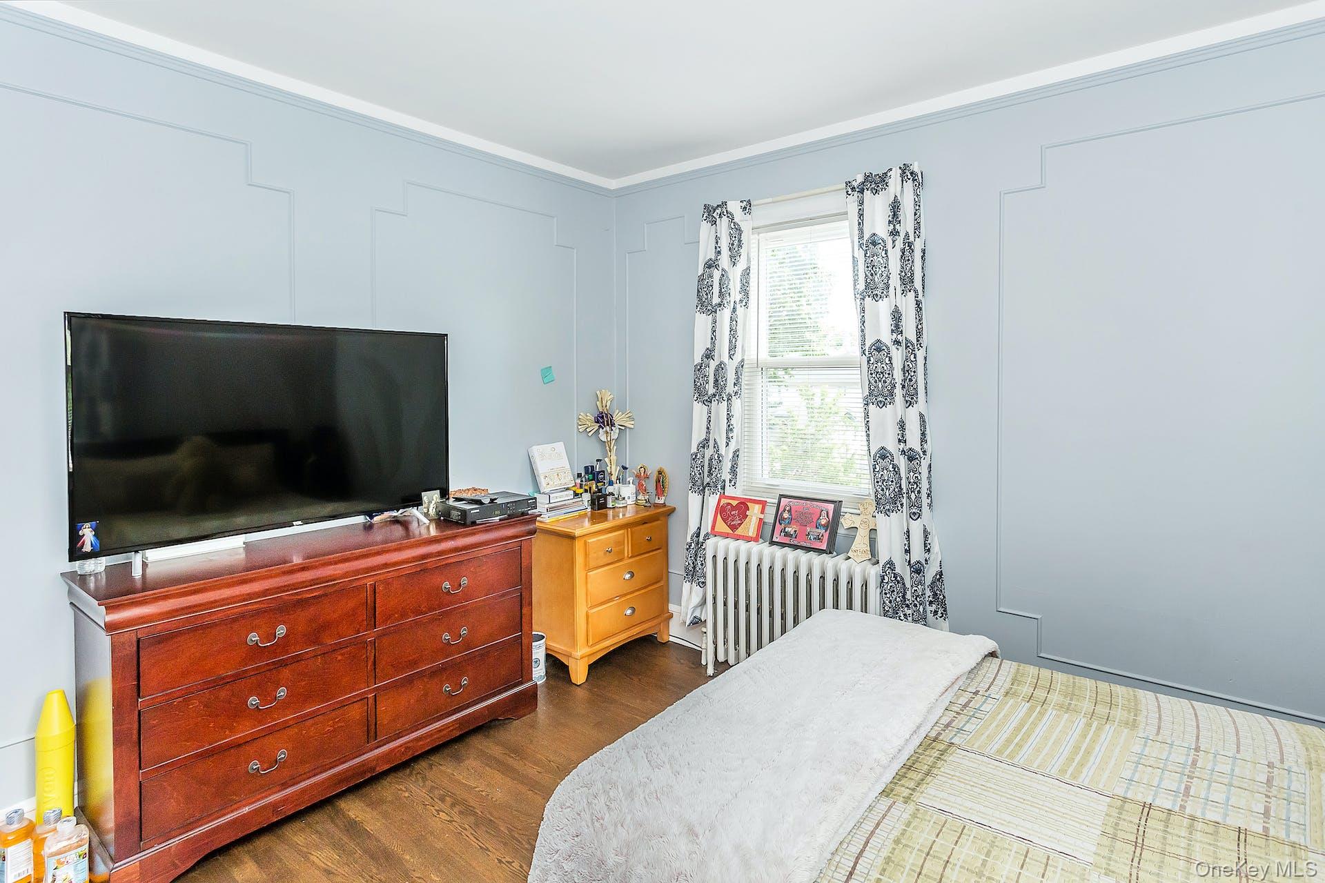 #9 photo, 29 Ford Street, Glen Cove , NY 11542