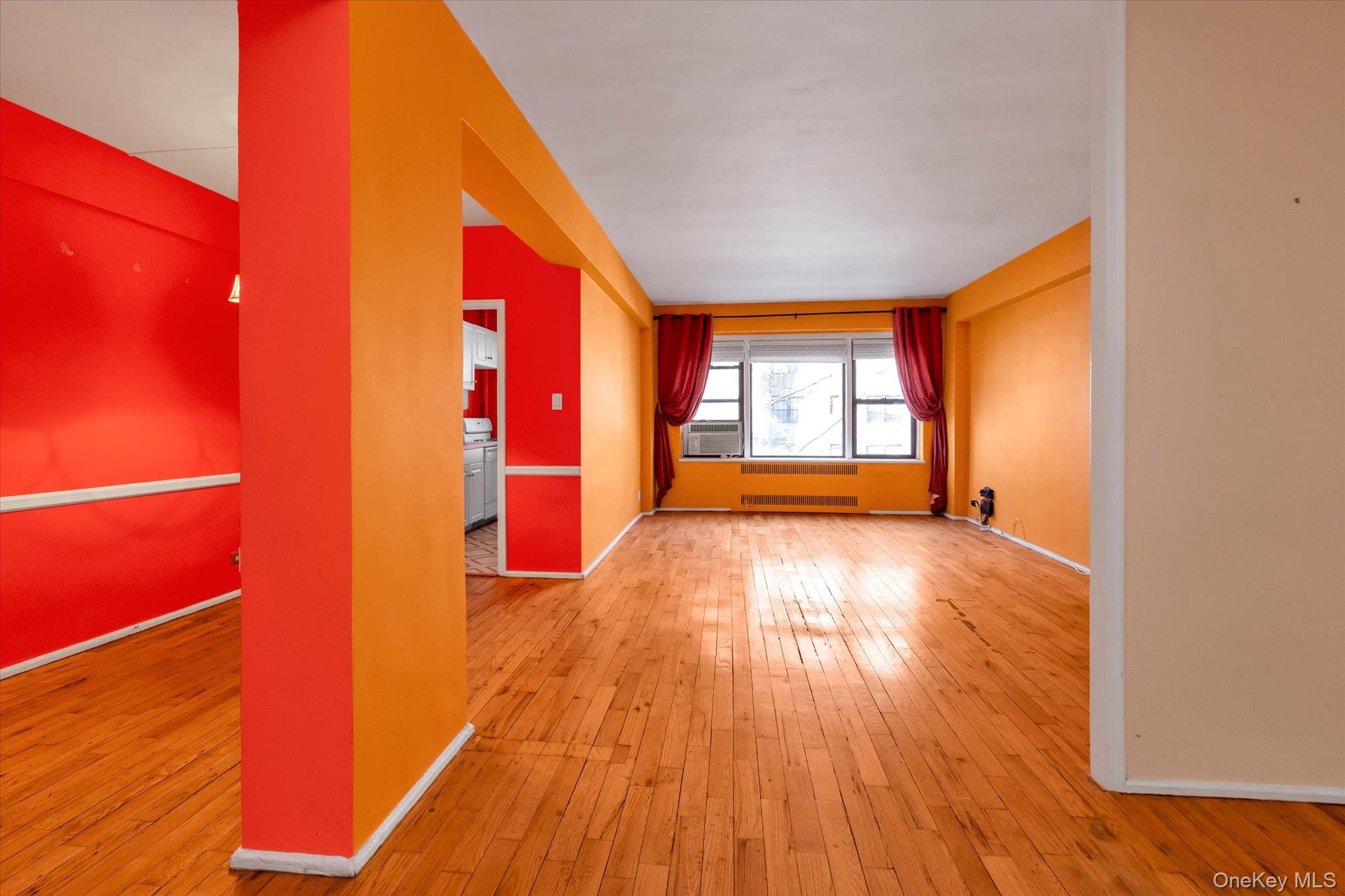 #6 photo, 99-21 67 Road, Forest Hills , NY 11375