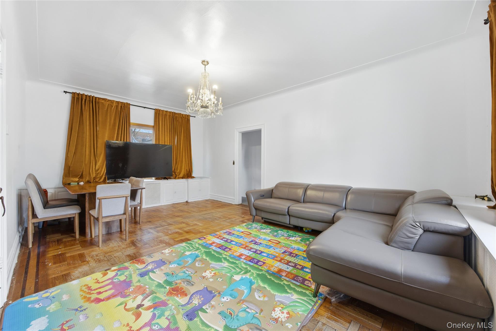 #12 photo, 16016 Riverside Drive, Beechhurst , NY 11357