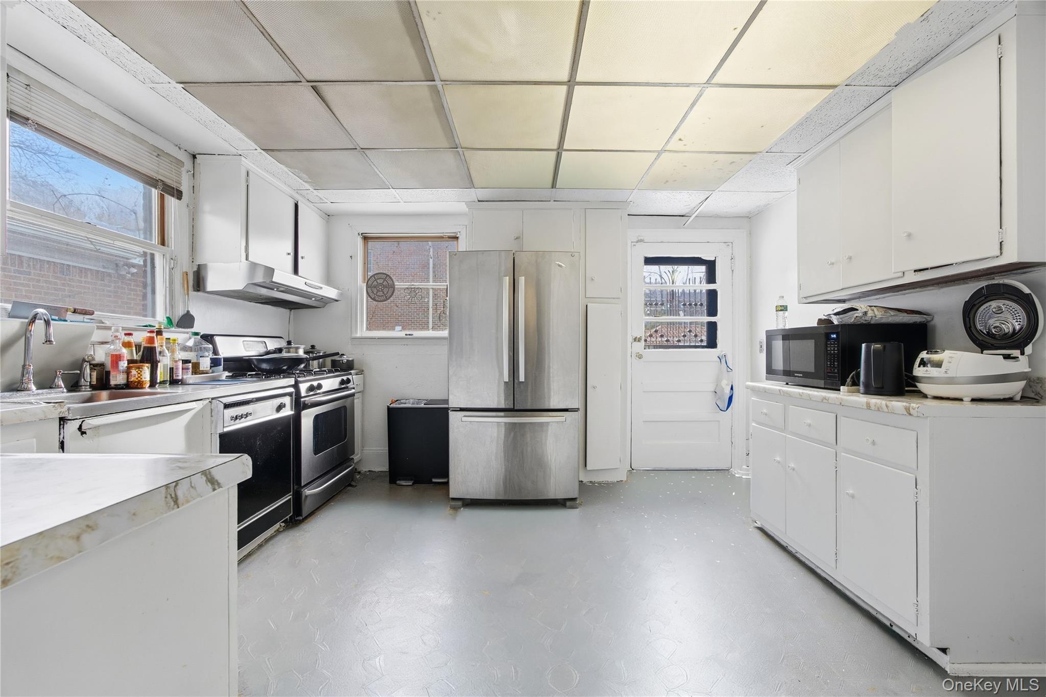 #14 photo, 16016 Riverside Drive, Beechhurst , NY 11357