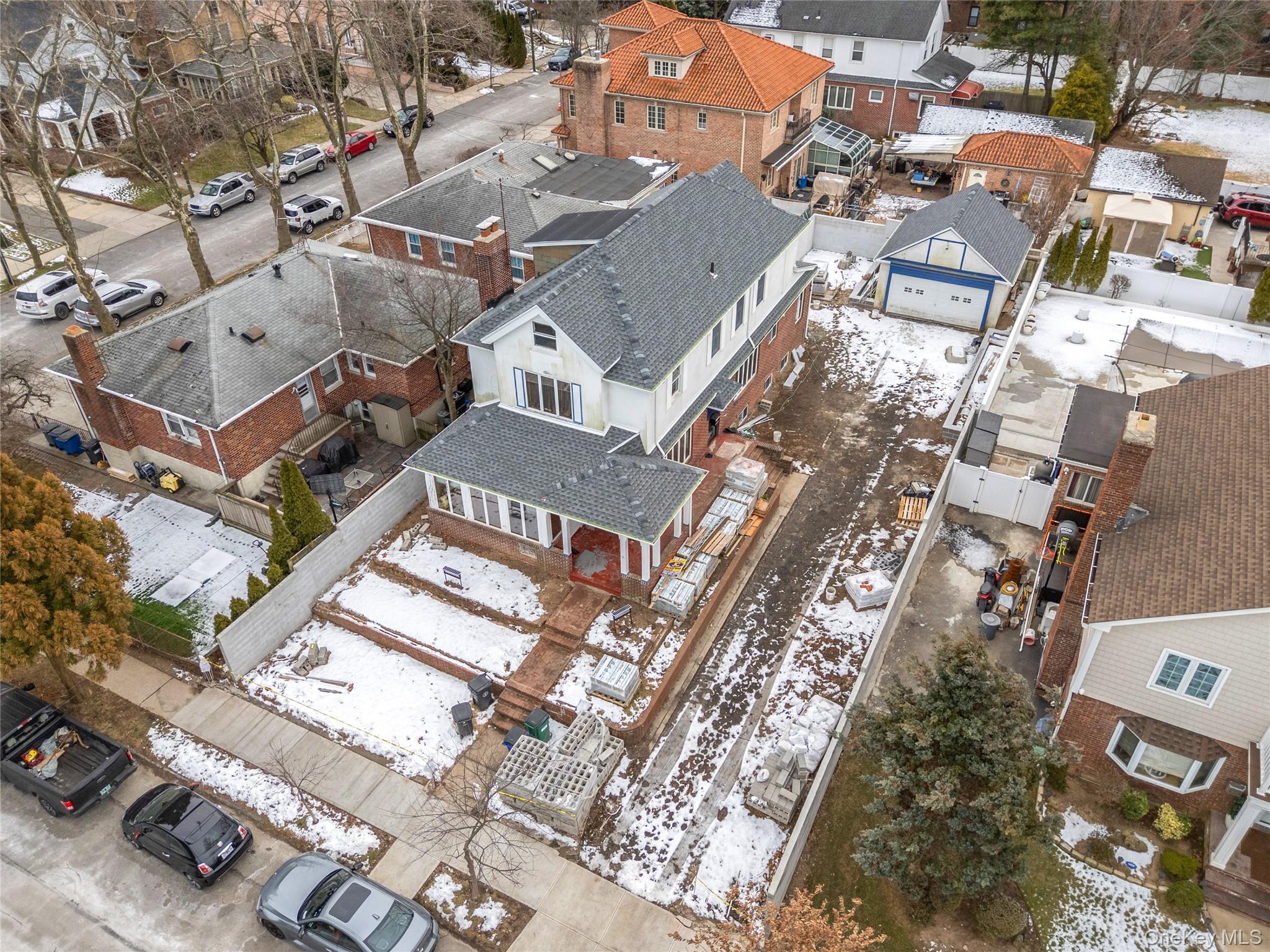 #2 photo, 16016 Riverside Drive, Beechhurst , NY 11357