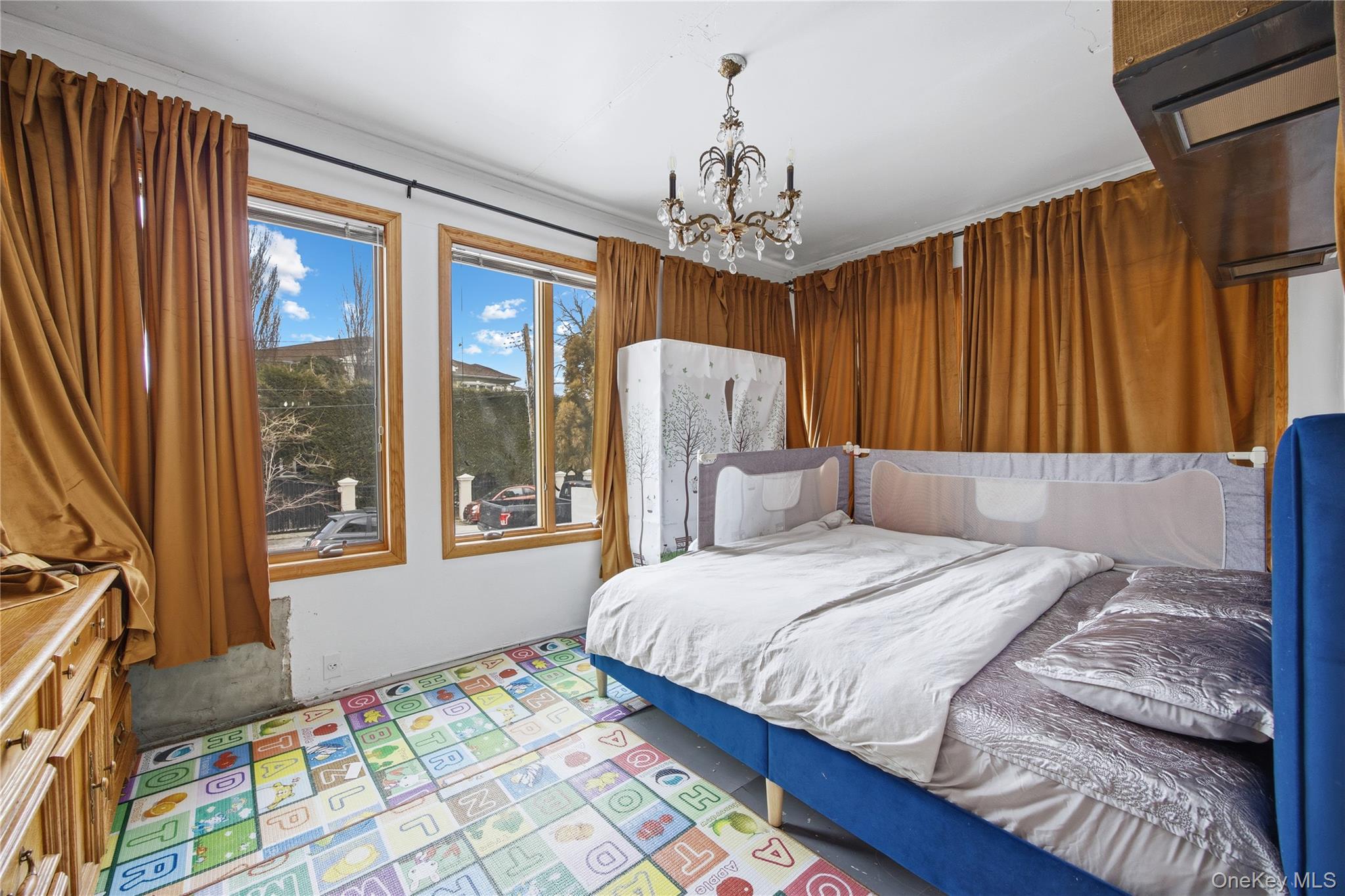 #7 photo, 16016 Riverside Drive, Beechhurst , NY 11357