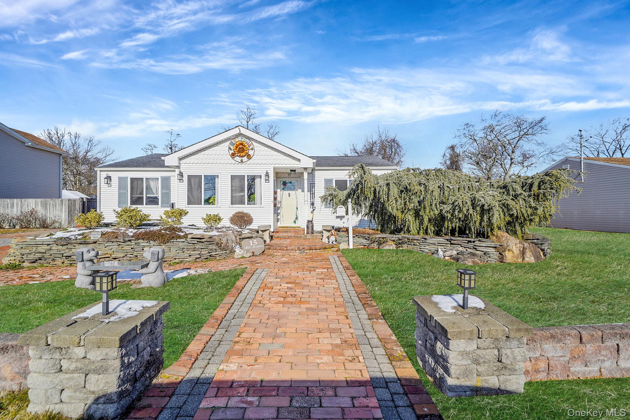 #3 photo, 15 18th Avenue, Bay Shore , NY 11706