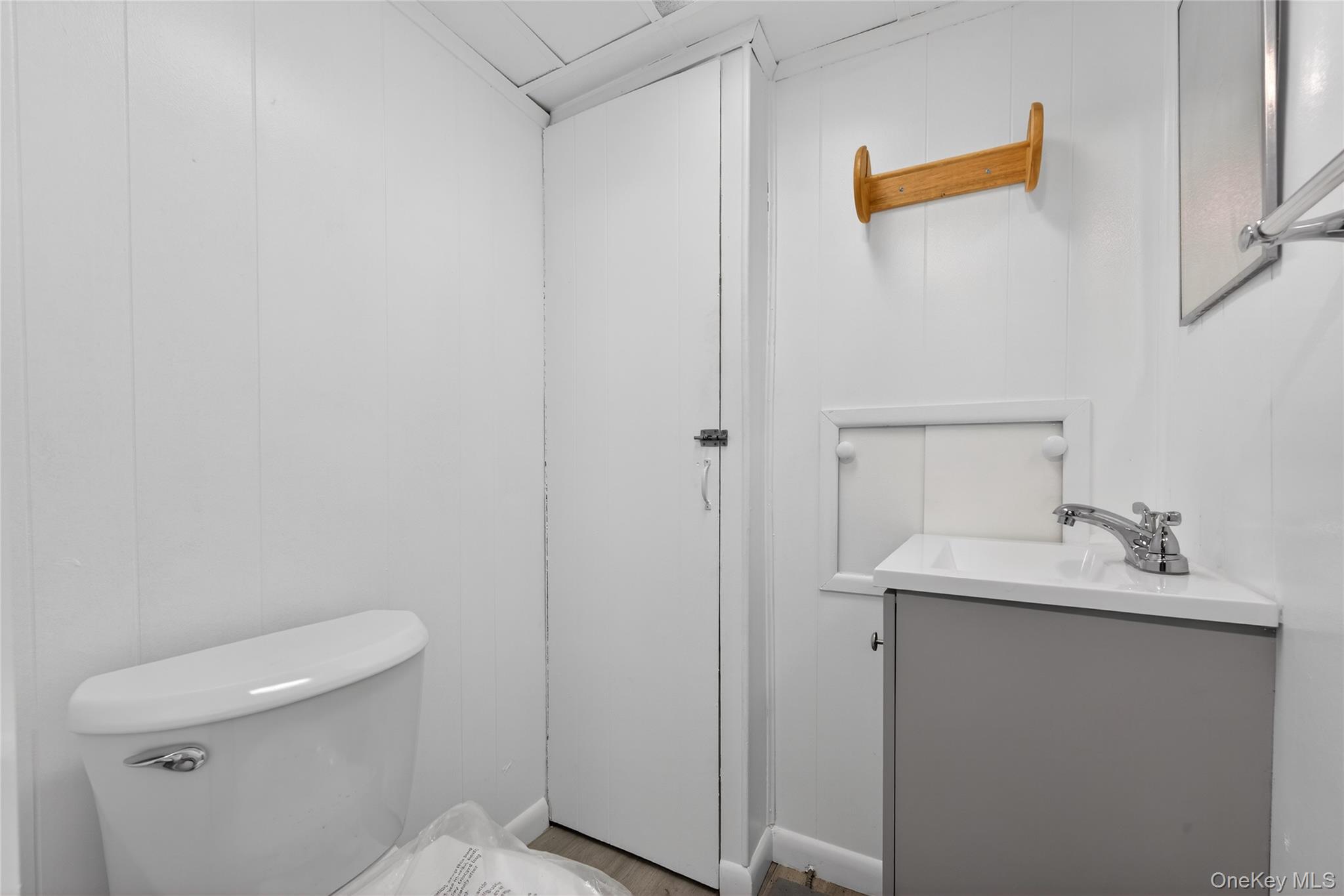 #18 photo, 1231 E 223rd Street, ब्रोंक्स Bronx , NY 10466