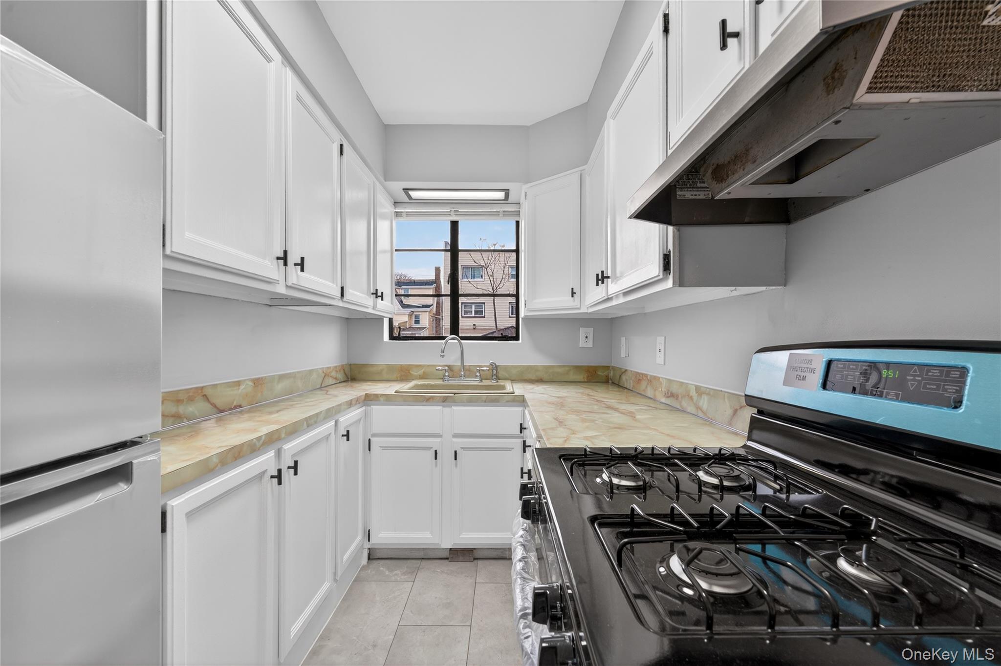 #6 photo, 1231 E 223rd Street, ब्रोंक्स Bronx , NY 10466