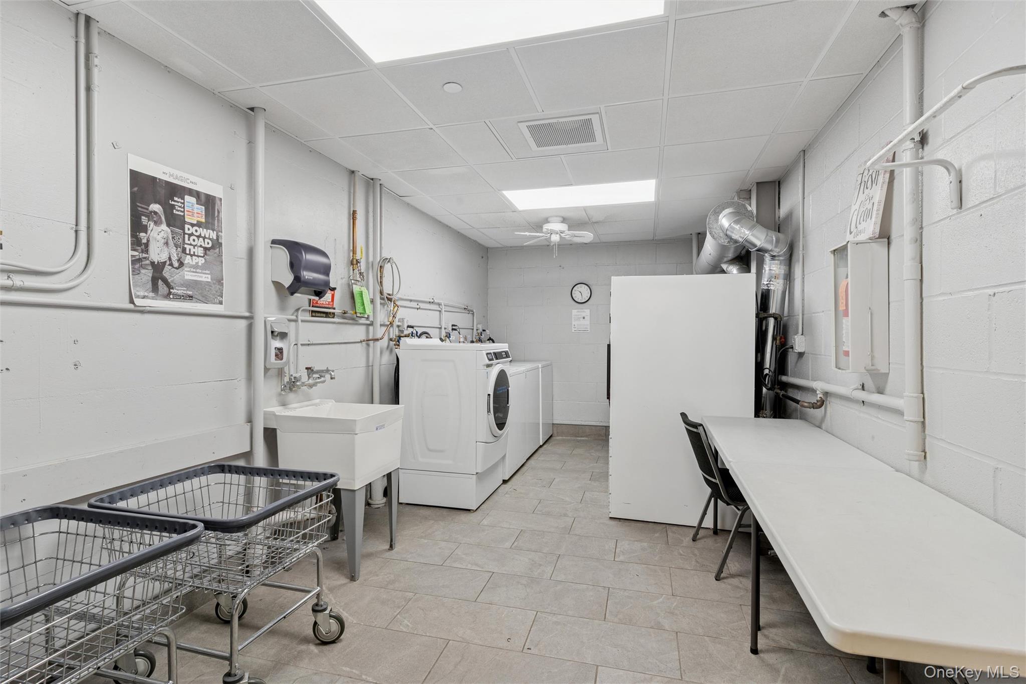 #17 photo, 157 Hempstead Avenue, Lynbrook , NY 11563