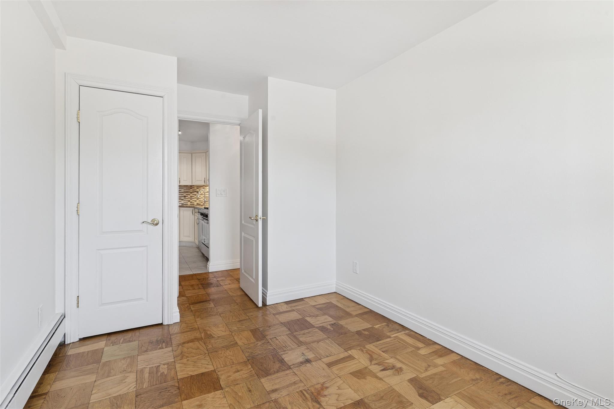 #8 photo, 157 Hempstead Avenue, Lynbrook , NY 11563