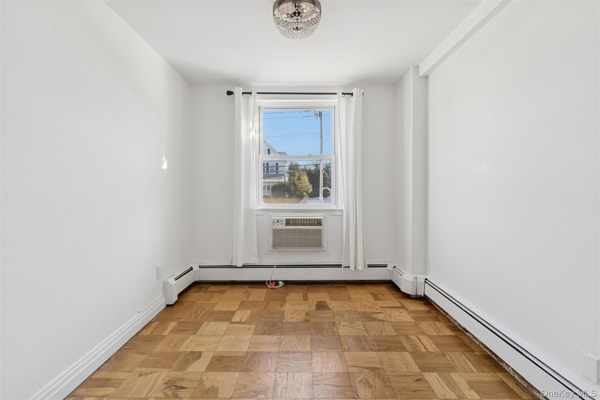 #9 photo, 157 Hempstead Avenue, Lynbrook , NY 11563