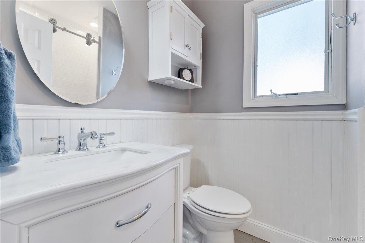 #11 photo, 69 Hawthorne Street, नासाउ काउंटी Massapequa , NY 11758