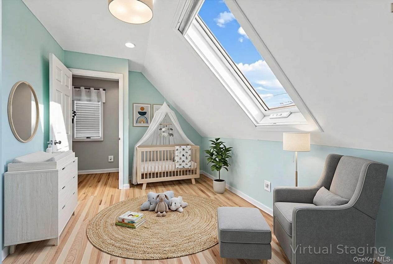 #14 photo, 69 Hawthorne Street, नासाउ काउंटी Massapequa , NY 11758