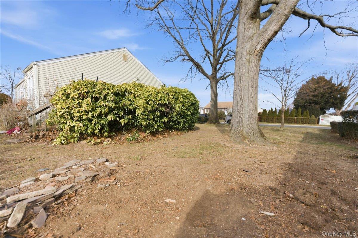 #12 photo, 2 McLeod Street, Massapequa Park , NY 11762