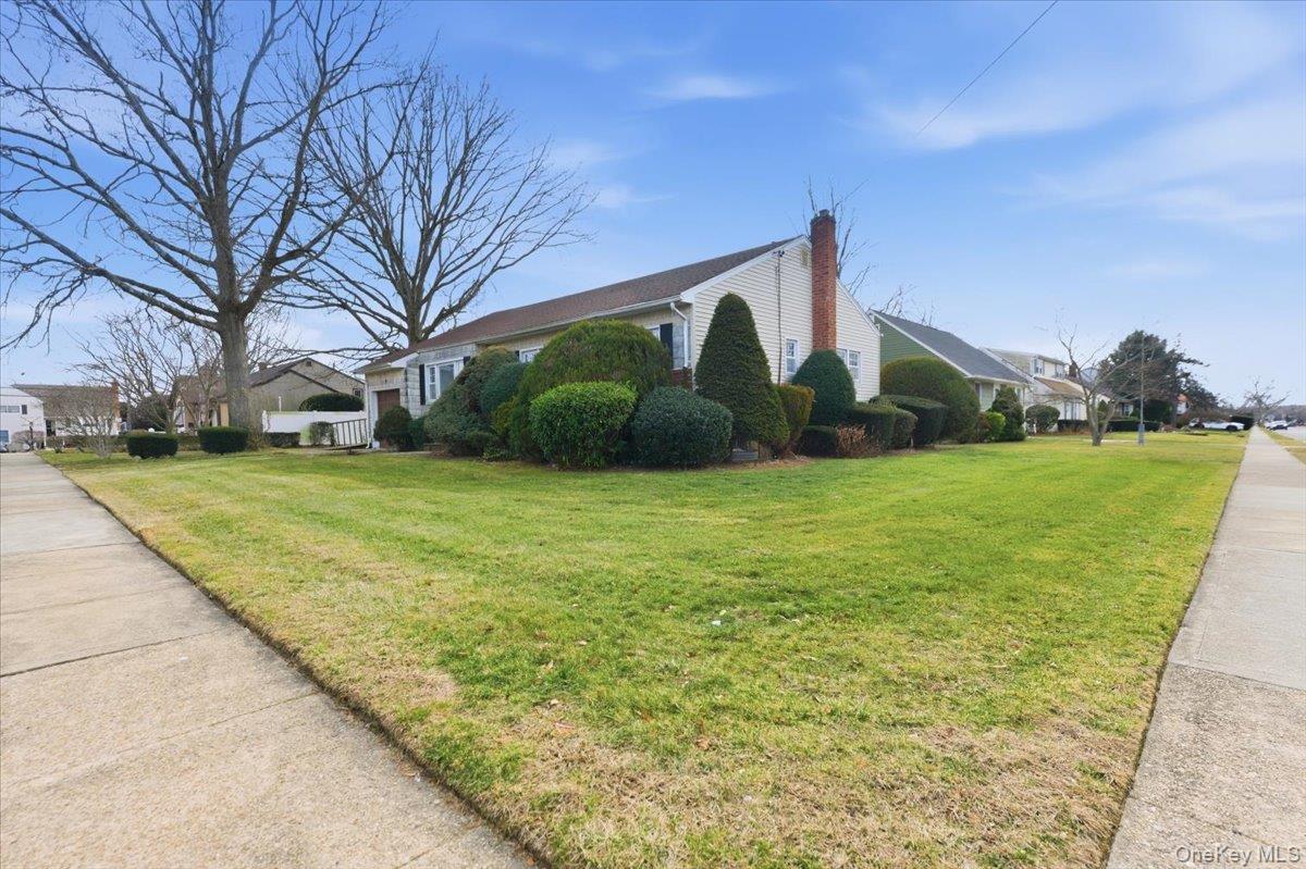 #13 photo, 2 McLeod Street, Massapequa Park , NY 11762