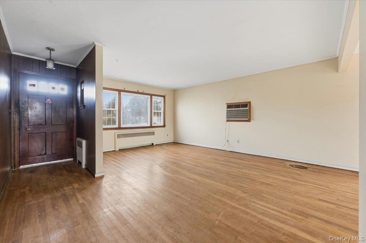 #4 photo, 2 McLeod Street, Massapequa Park , NY 11762