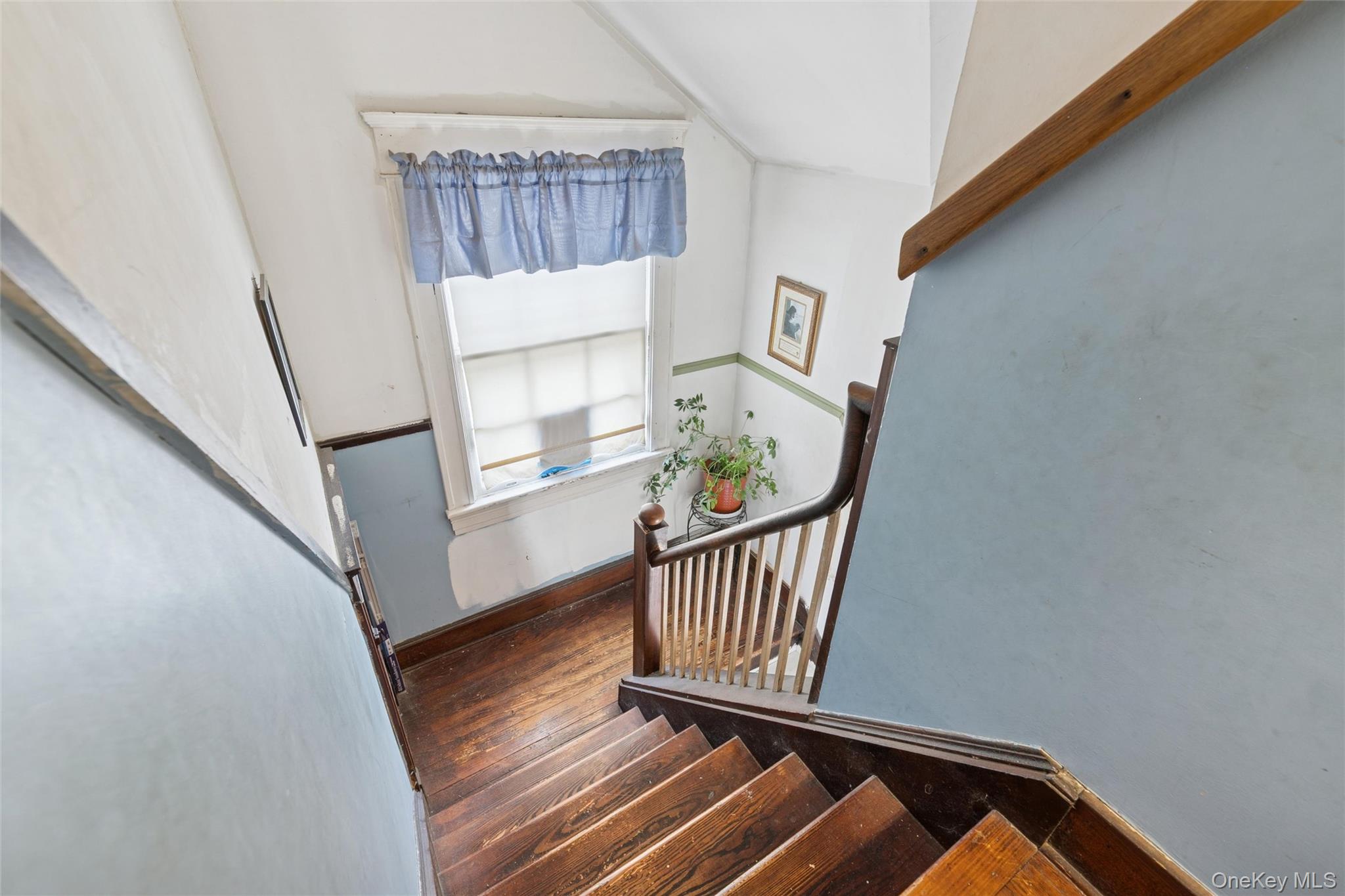 #10 photo, 73 Redmond Avenue, Bay Shore , NY 11706