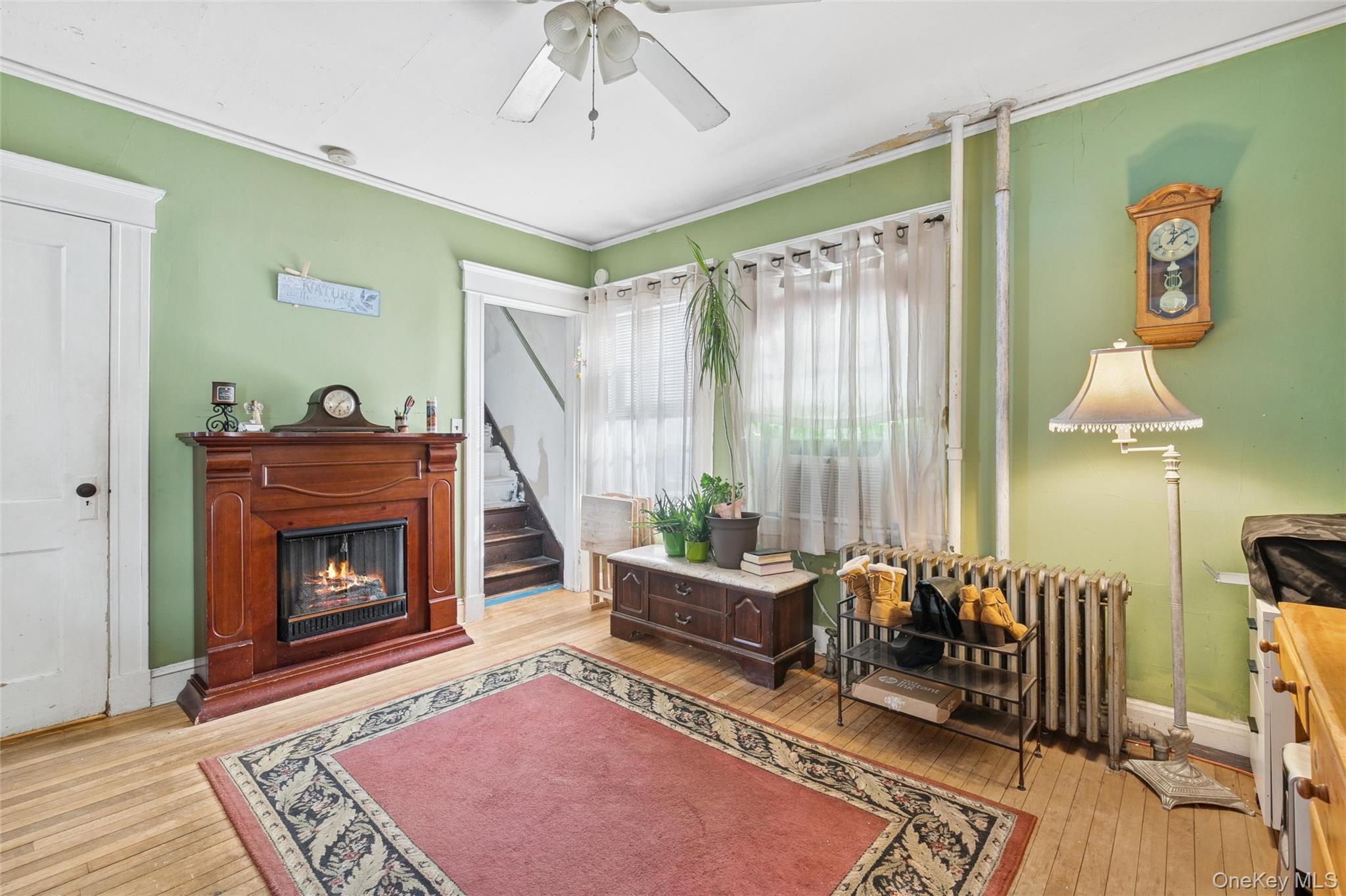 #2 photo, 73 Redmond Avenue, Bay Shore , NY 11706