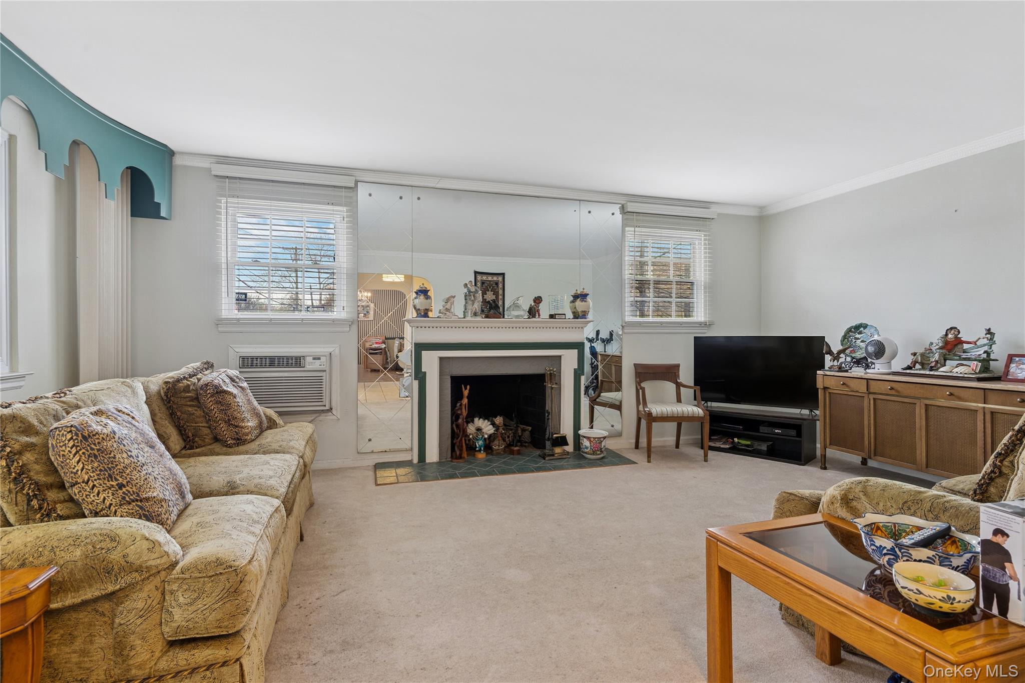 #7 photo, 166-07 Union Turnpike, Fresh Meadows , NY 11366