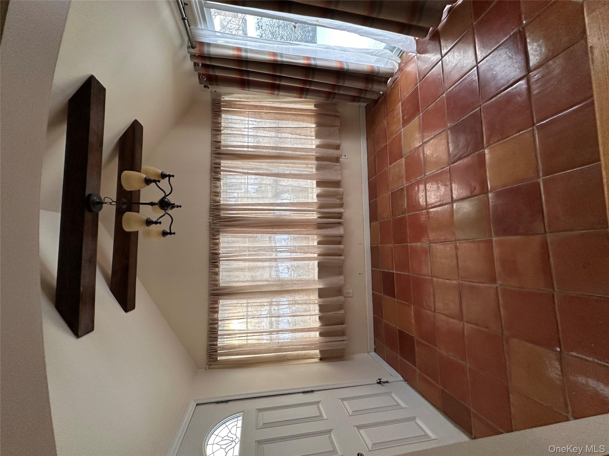 #5 photo, 91 7th Street, Hicksville , NY 11801