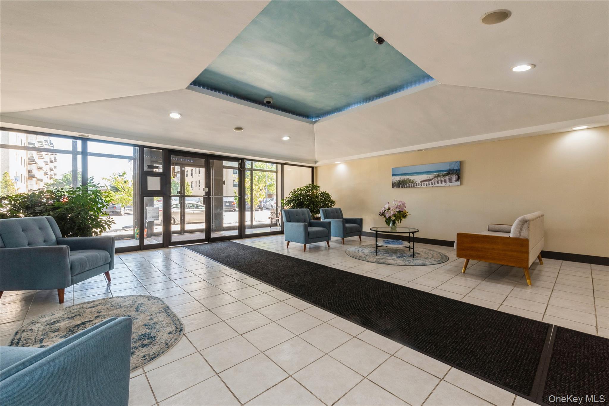 #4 photo, 855 E Broadway, Long Beach , NY 11561