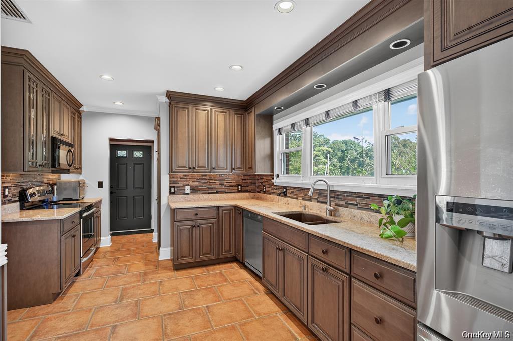 #11 photo, 73 Balmville Road, Newburgh , NY 12550