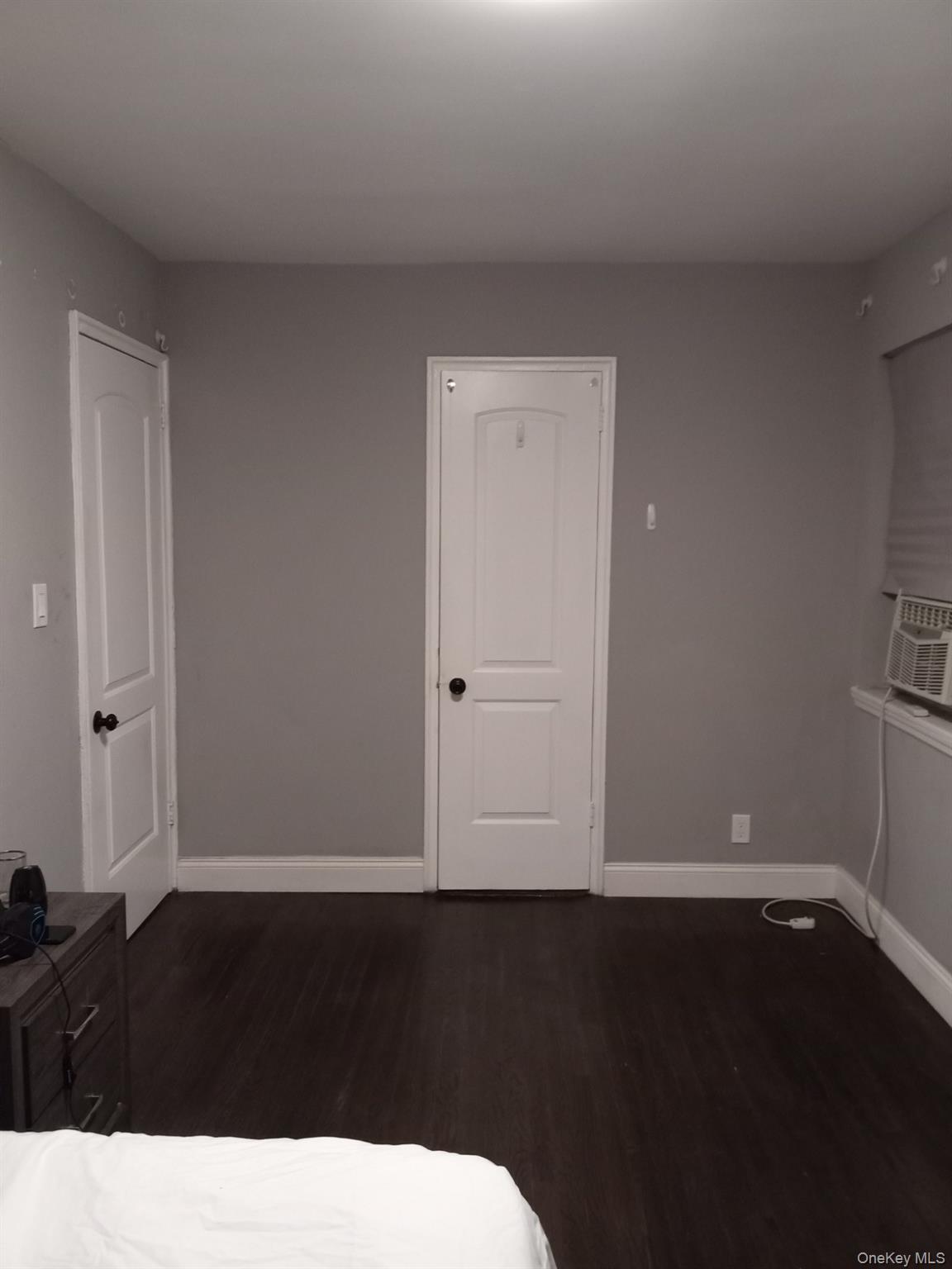 #11 photo, 1042 E 233rd Street, ब्रोंक्स Bronx , NY 10466