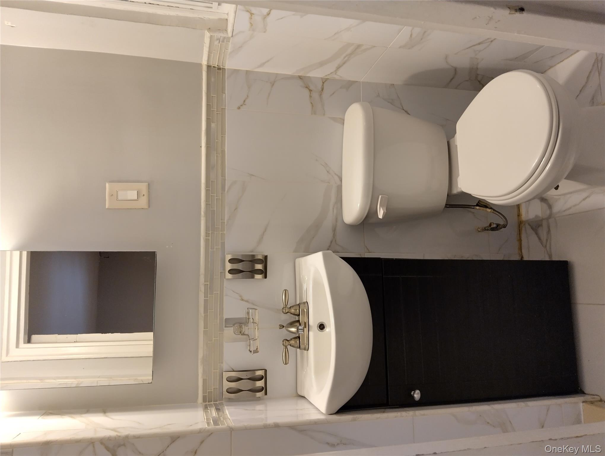 #15 photo, 1042 E 233rd Street, ब्रोंक्स Bronx , NY 10466