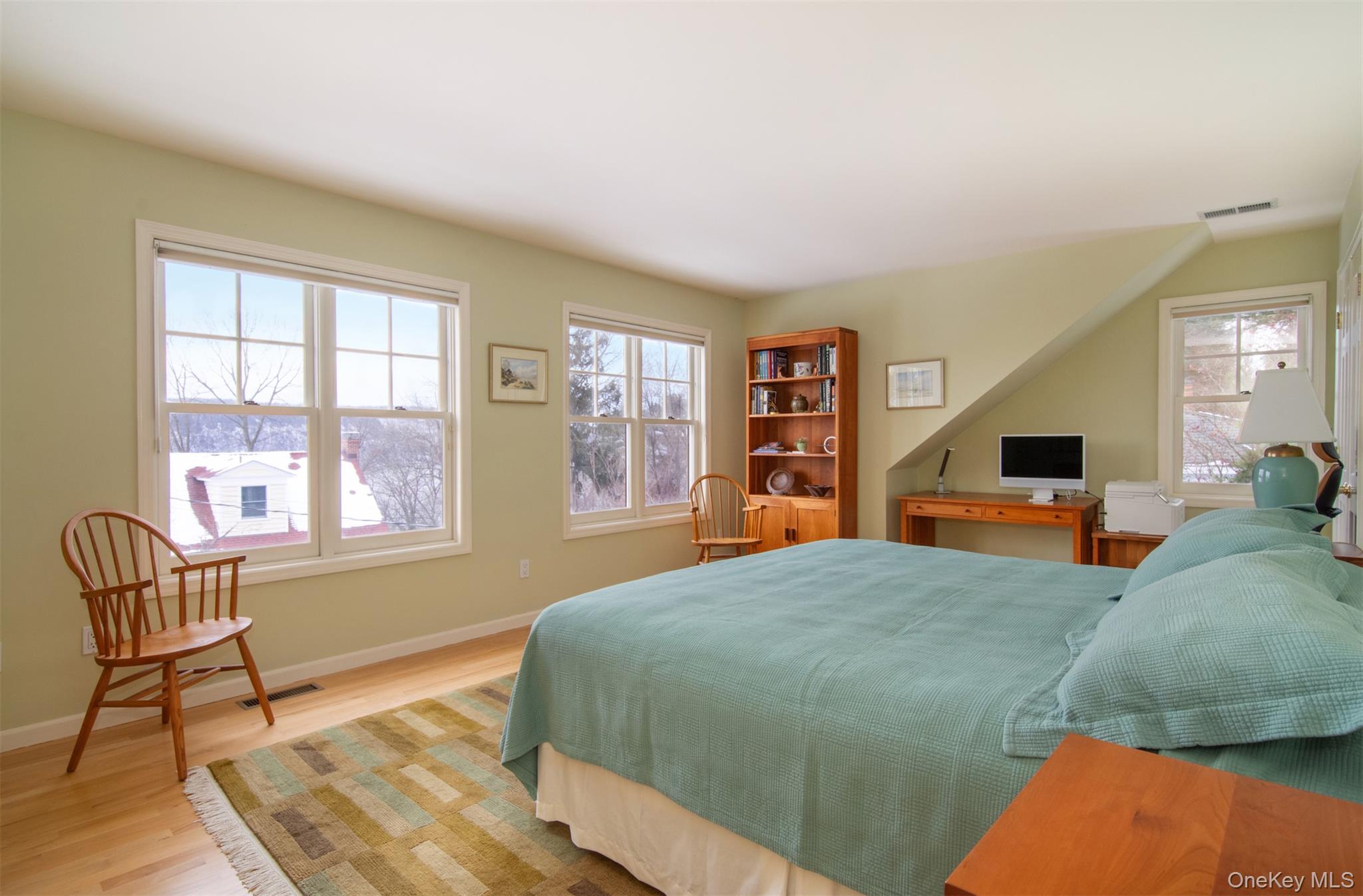 #14 photo, 81 Pinecrest Drive, Hastings-on-Hudson , NY 10706