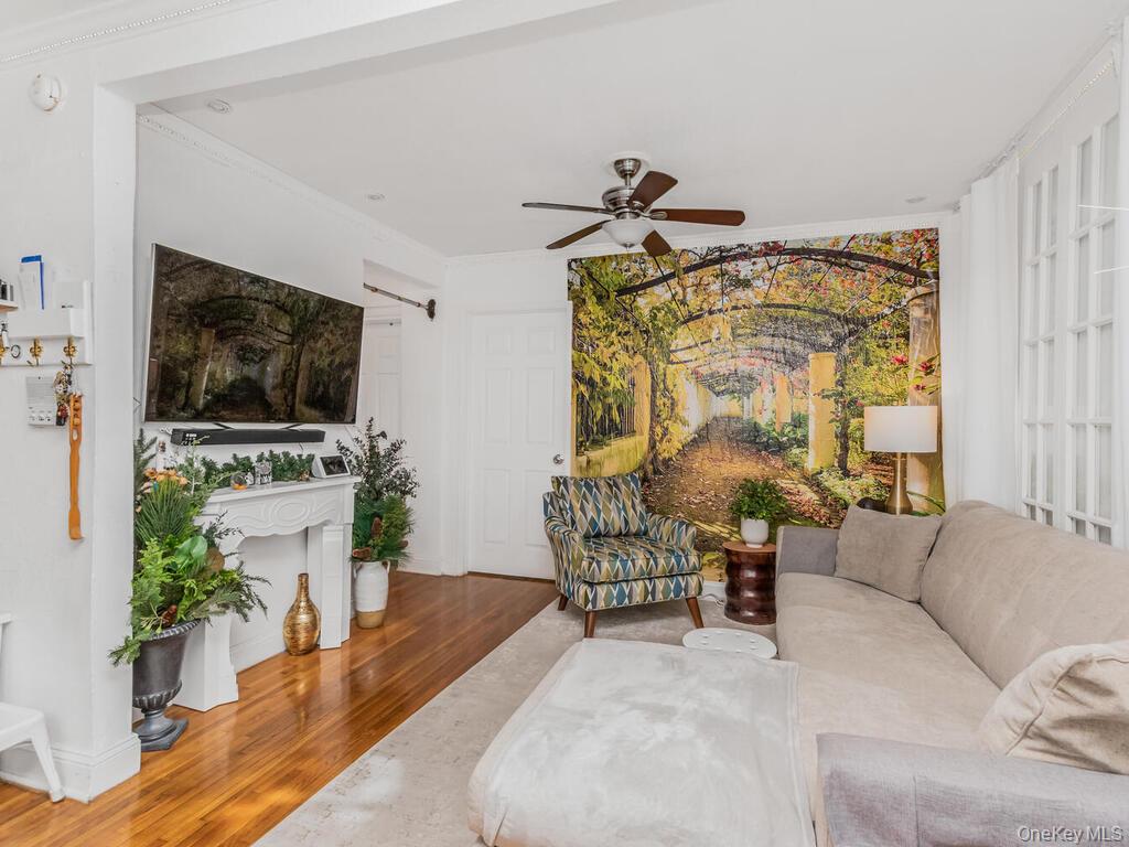 #5 photo, 6535 Broadway, Bronx , NY 10471