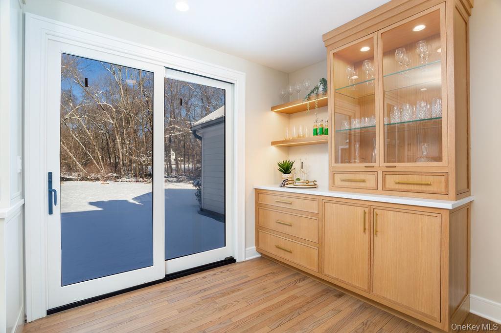 #11 photo, 49 Salisbury Road, 코네티컷주 Call Listing Agent , CT 06820