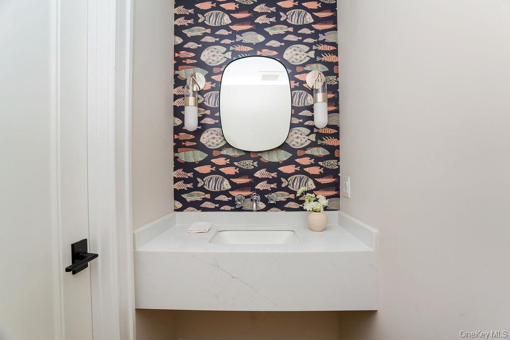 #15 photo, 49 Salisbury Road, 코네티컷주 Call Listing Agent , CT 06820