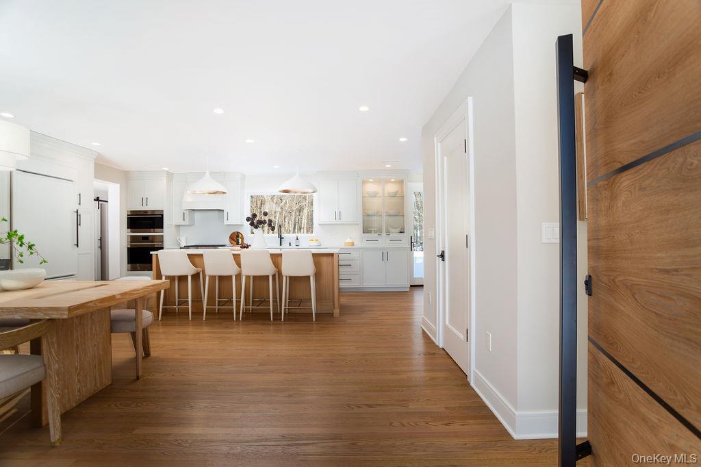 #3 photo, 49 Salisbury Road, 코네티컷주 Call Listing Agent , CT 06820