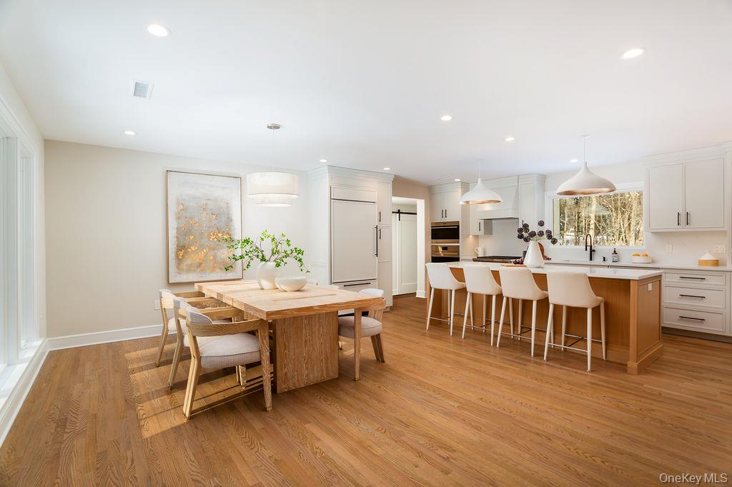 #4 photo, 49 Salisbury Road, 코네티컷주 Call Listing Agent , CT 06820