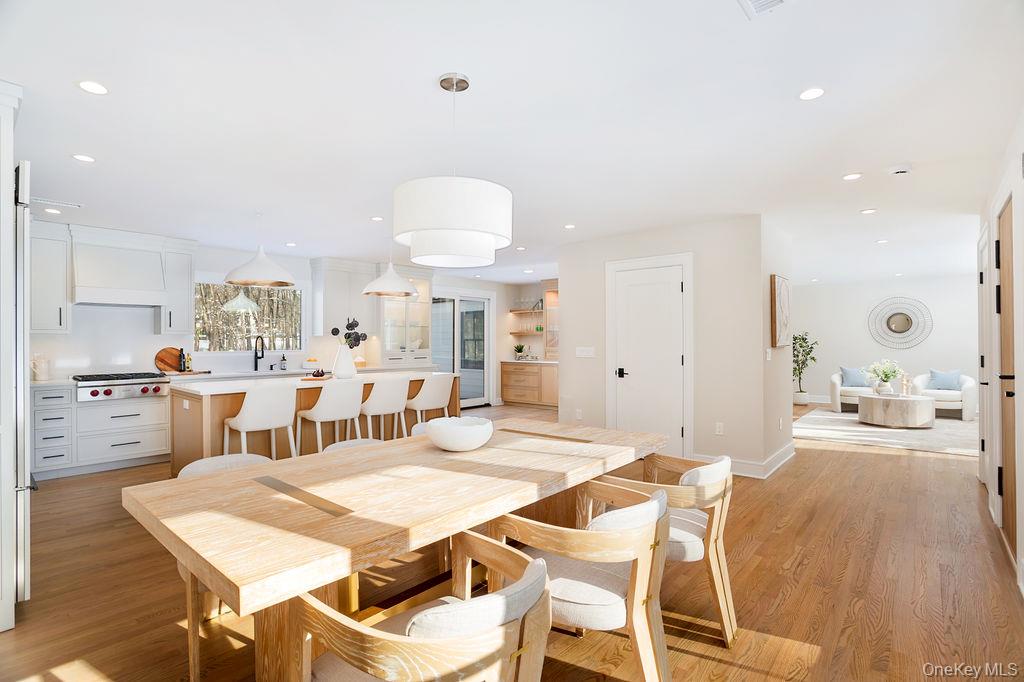 #6 photo, 49 Salisbury Road, 코네티컷주 Call Listing Agent , CT 06820