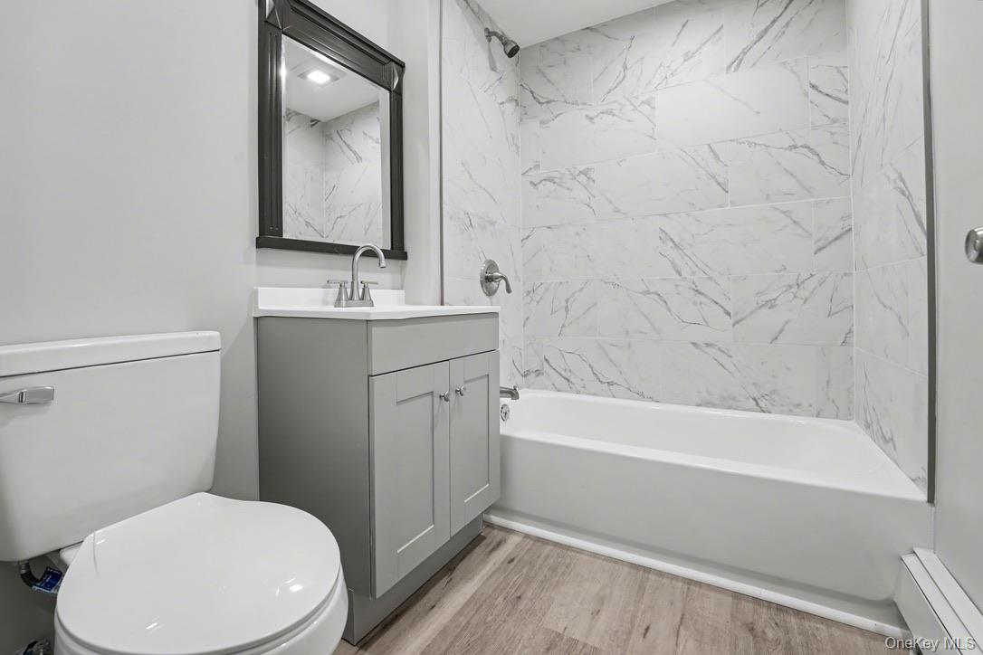 #10 photo, 7 S Atlantic Street, Bay Shore , NY 11706