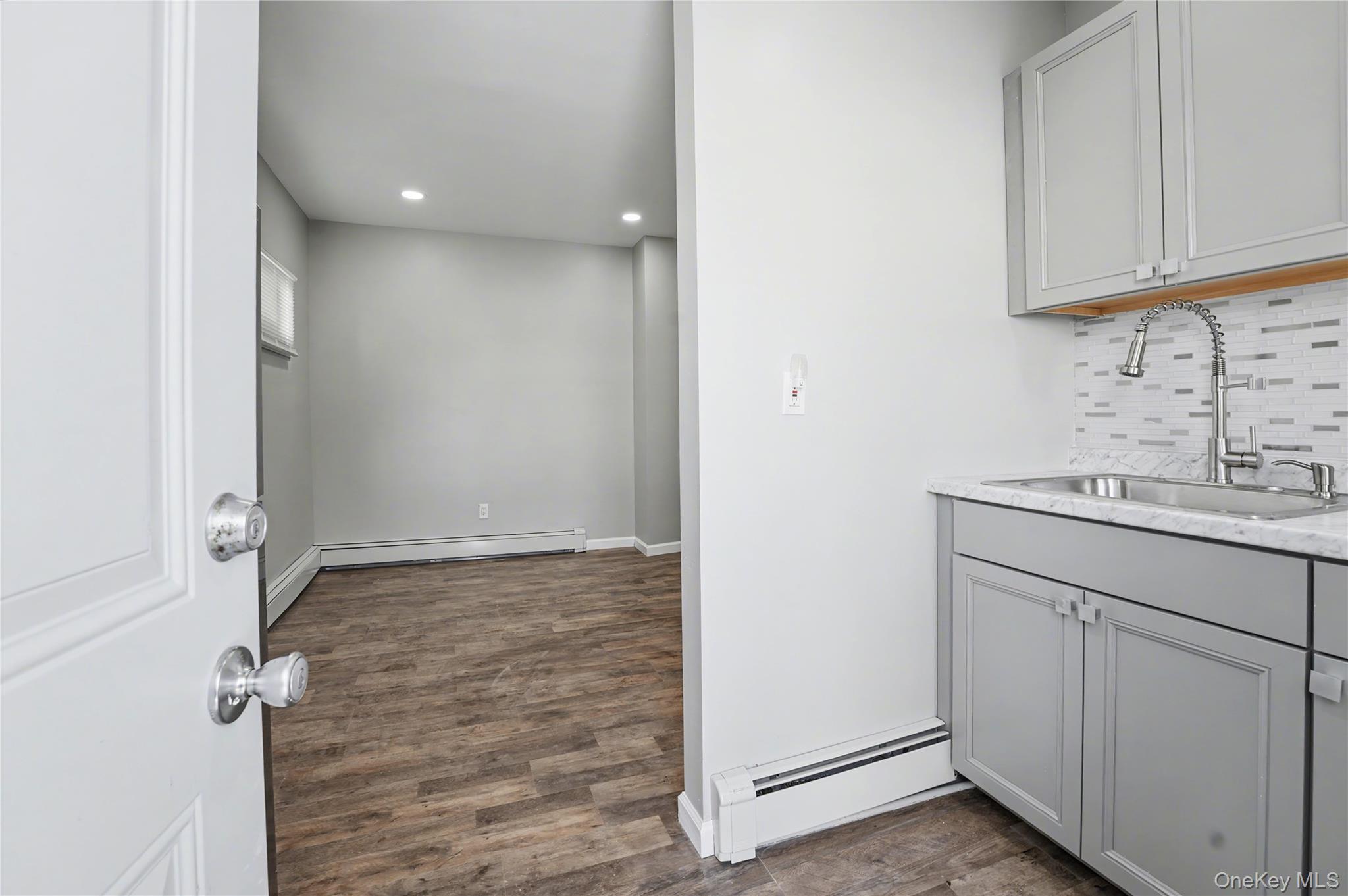 #3 photo, 7 S Atlantic Street, Bay Shore , NY 11706