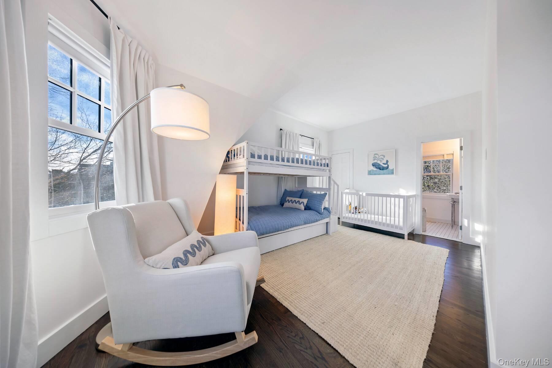 #18 photo, 30 Exchange Place, Westhampton Beach , NY 11978