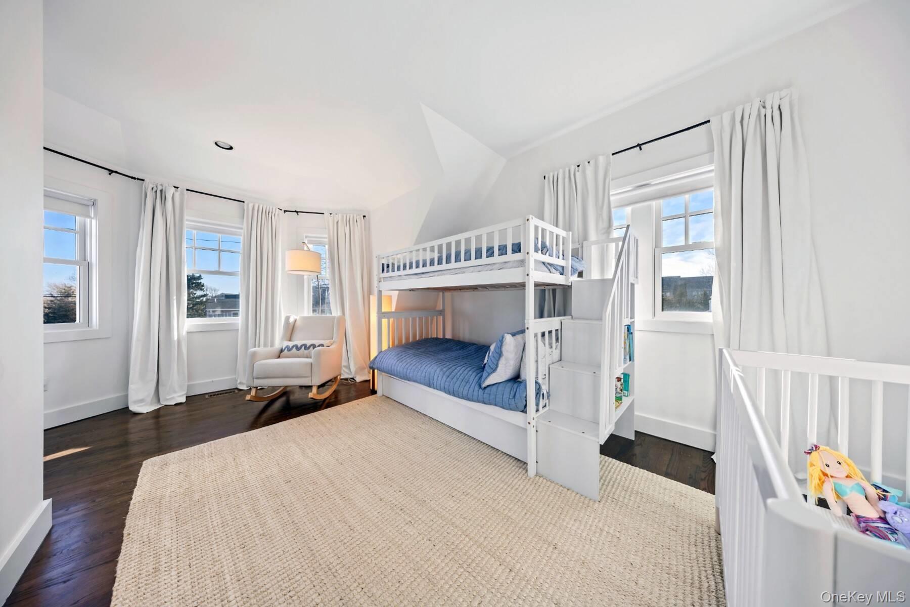 #19 photo, 30 Exchange Place, Westhampton Beach , NY 11978