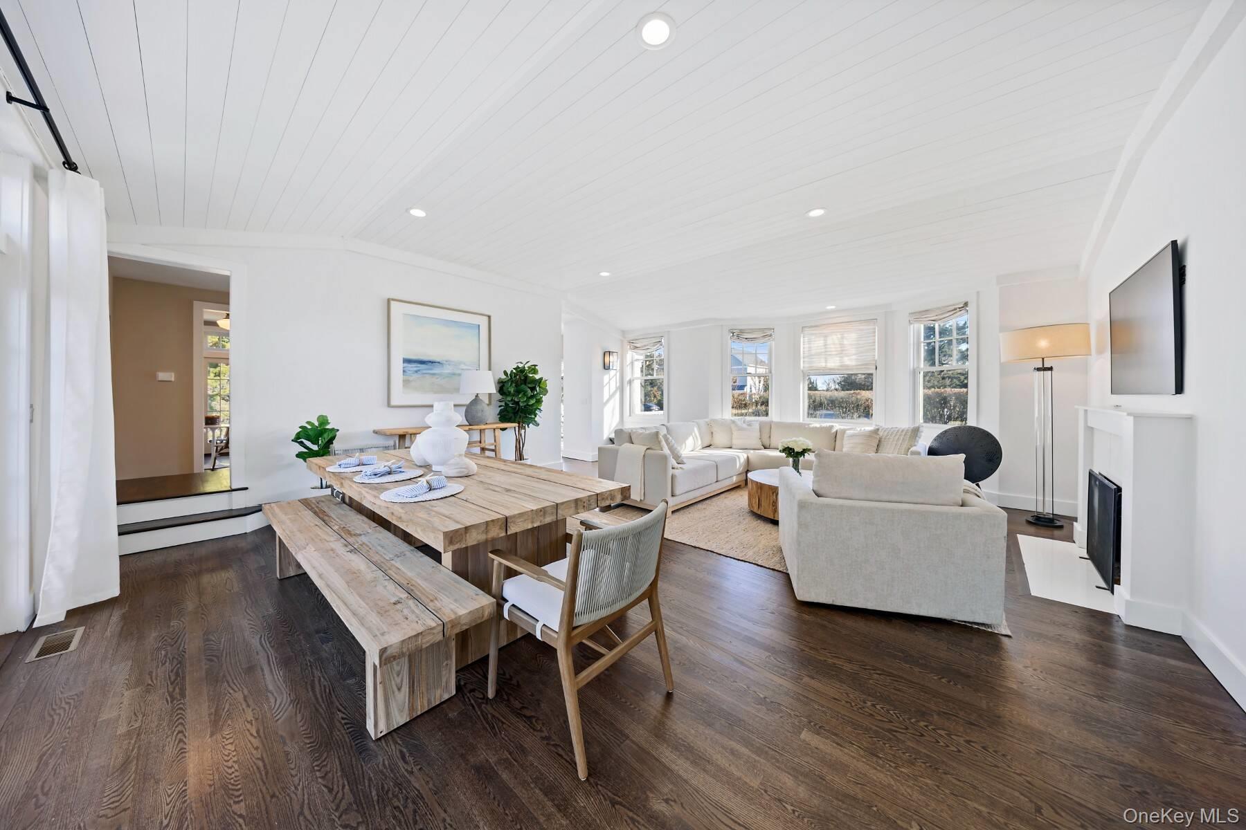 #6 photo, 30 Exchange Place, Westhampton Beach , NY 11978