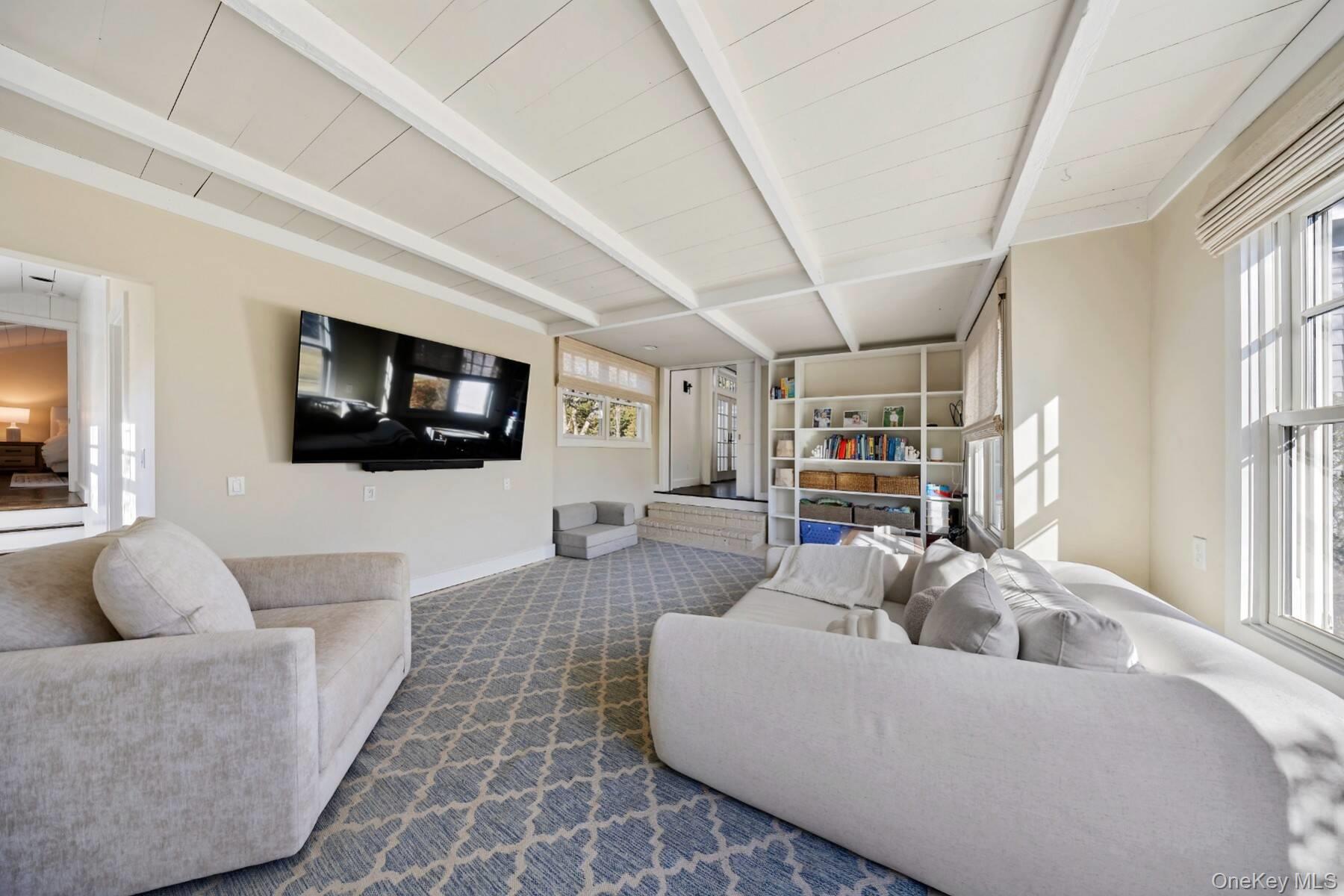 #8 photo, 30 Exchange Place, Westhampton Beach , NY 11978