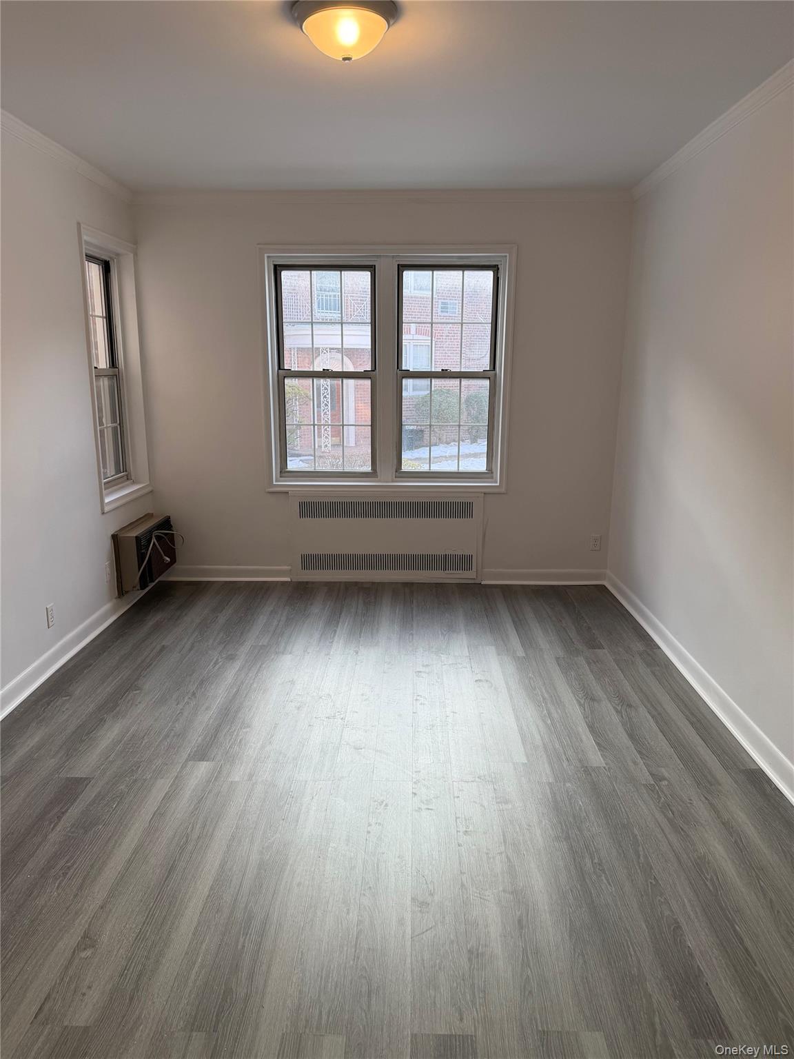 #8 photo, 250 Central Avenue, Lawrence , NY 11559