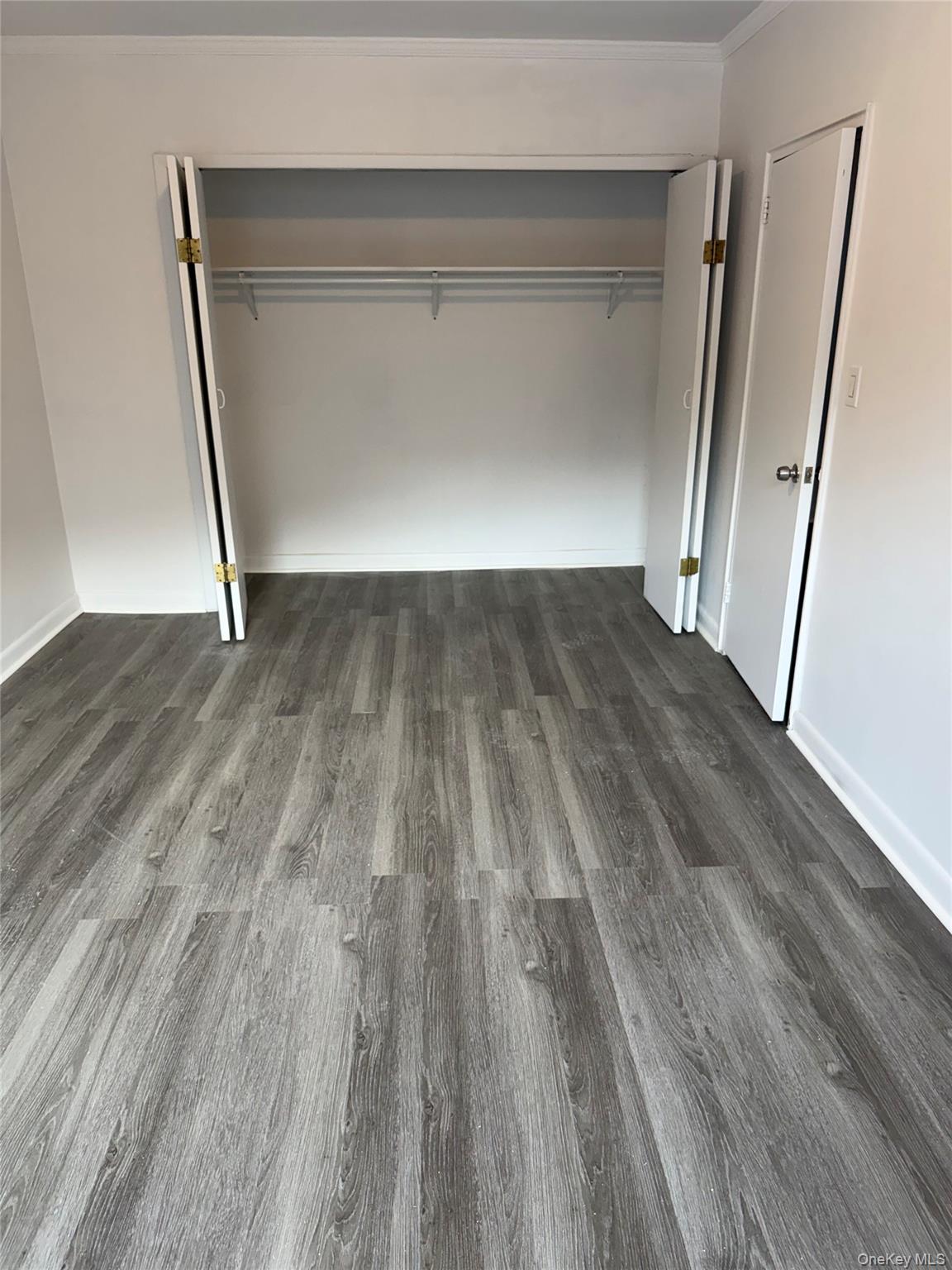 #9 photo, 250 Central Avenue, Lawrence , NY 11559