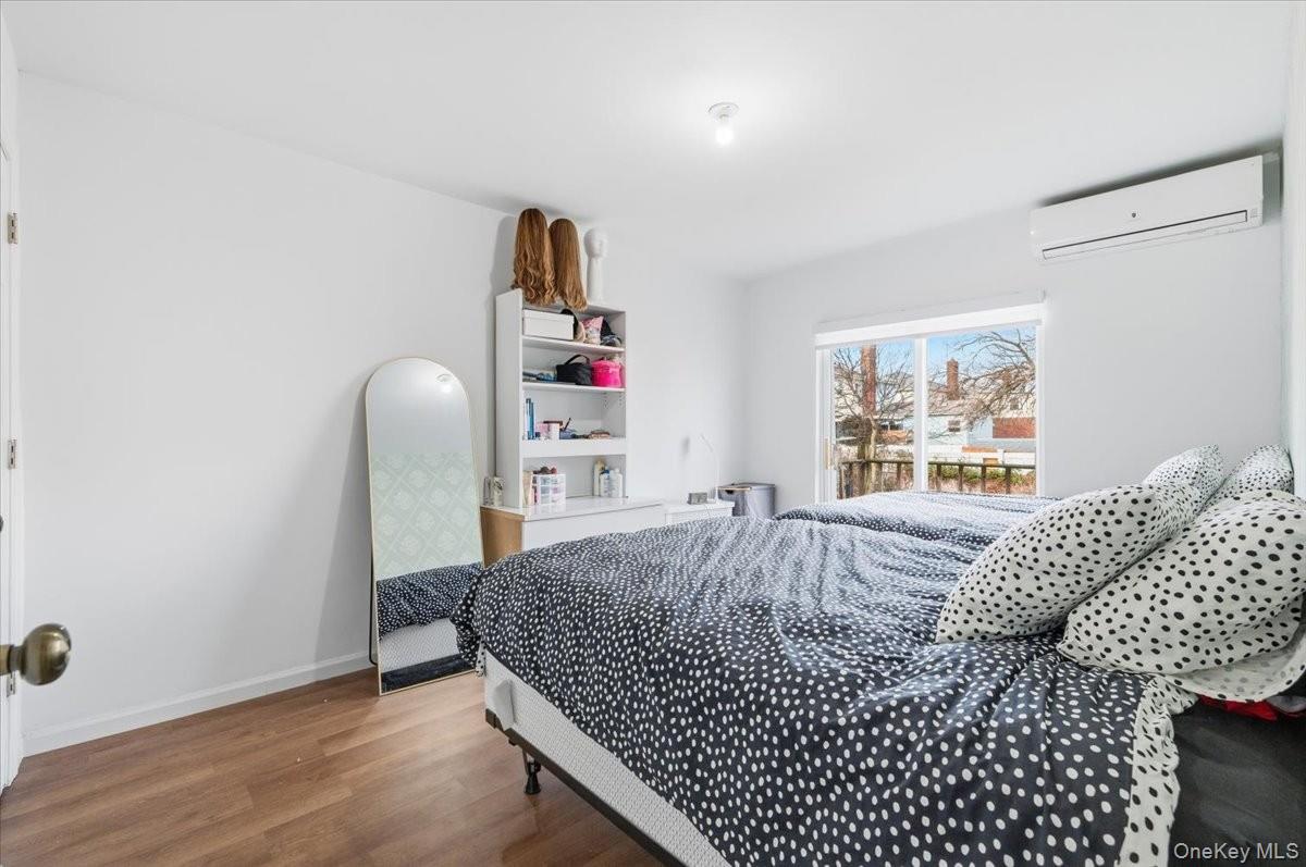 #11 photo, 1210 Plainview Avenue, Far Rockaway , NY 11691