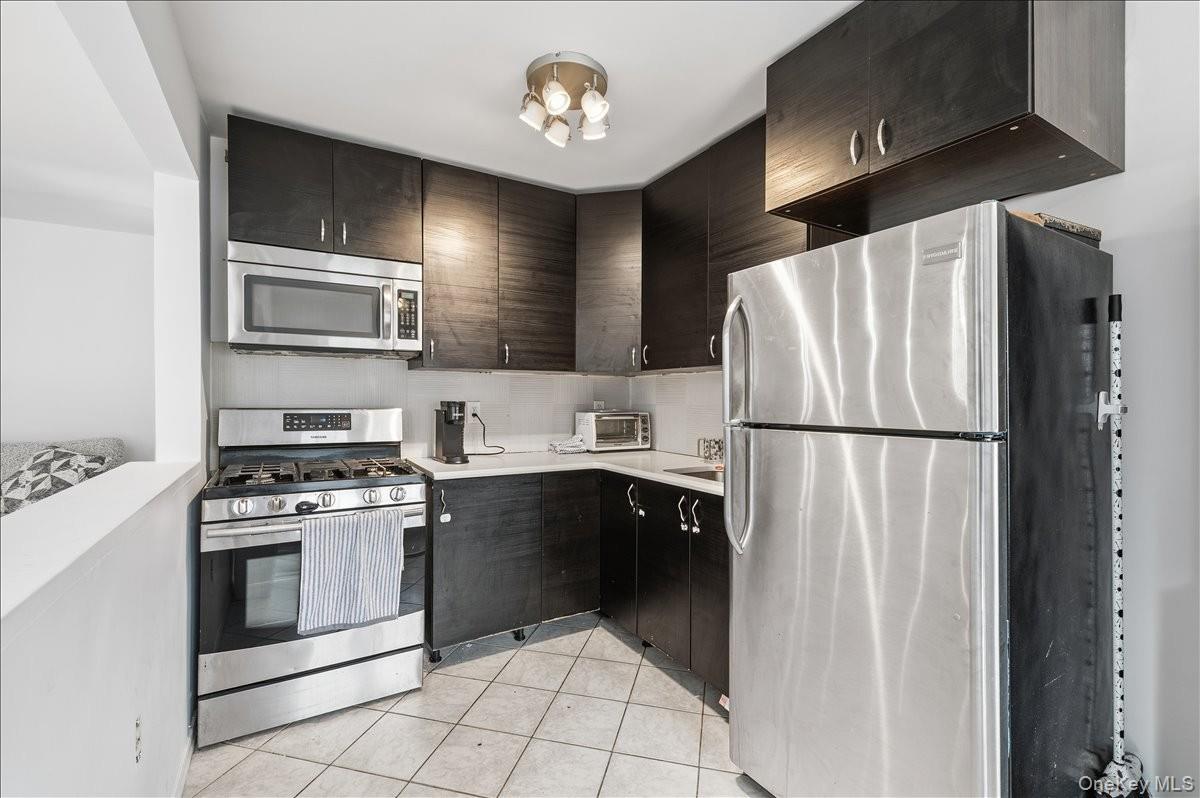 #6 photo, 1210 Plainview Avenue, Far Rockaway , NY 11691