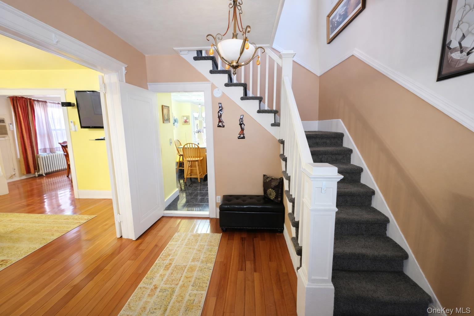 #9 photo, 2725 Fenton Avenue, Bronx , NY 10469