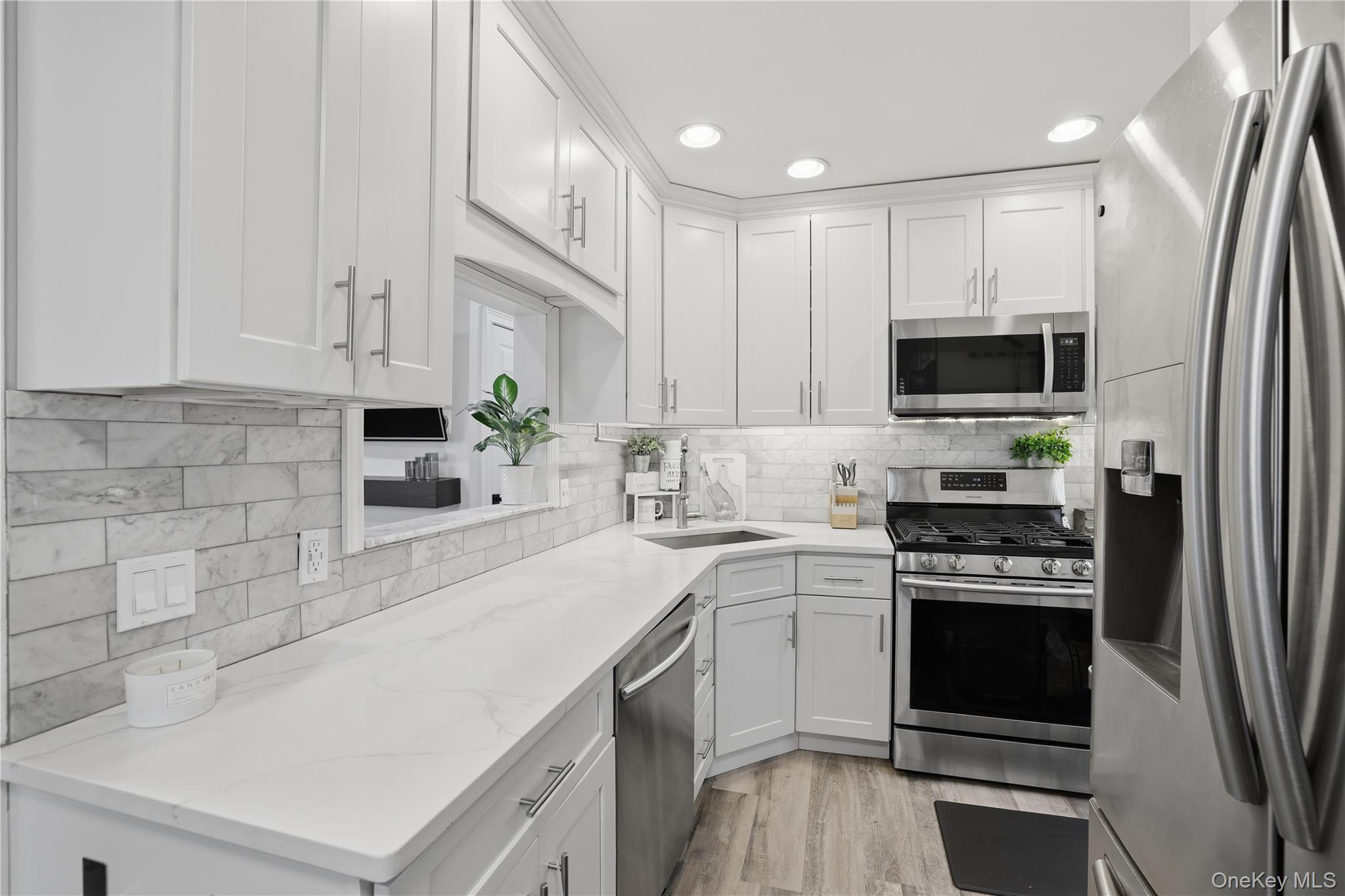 #8 photo, 215 Monroe Street, Franklin Square , NY 11010