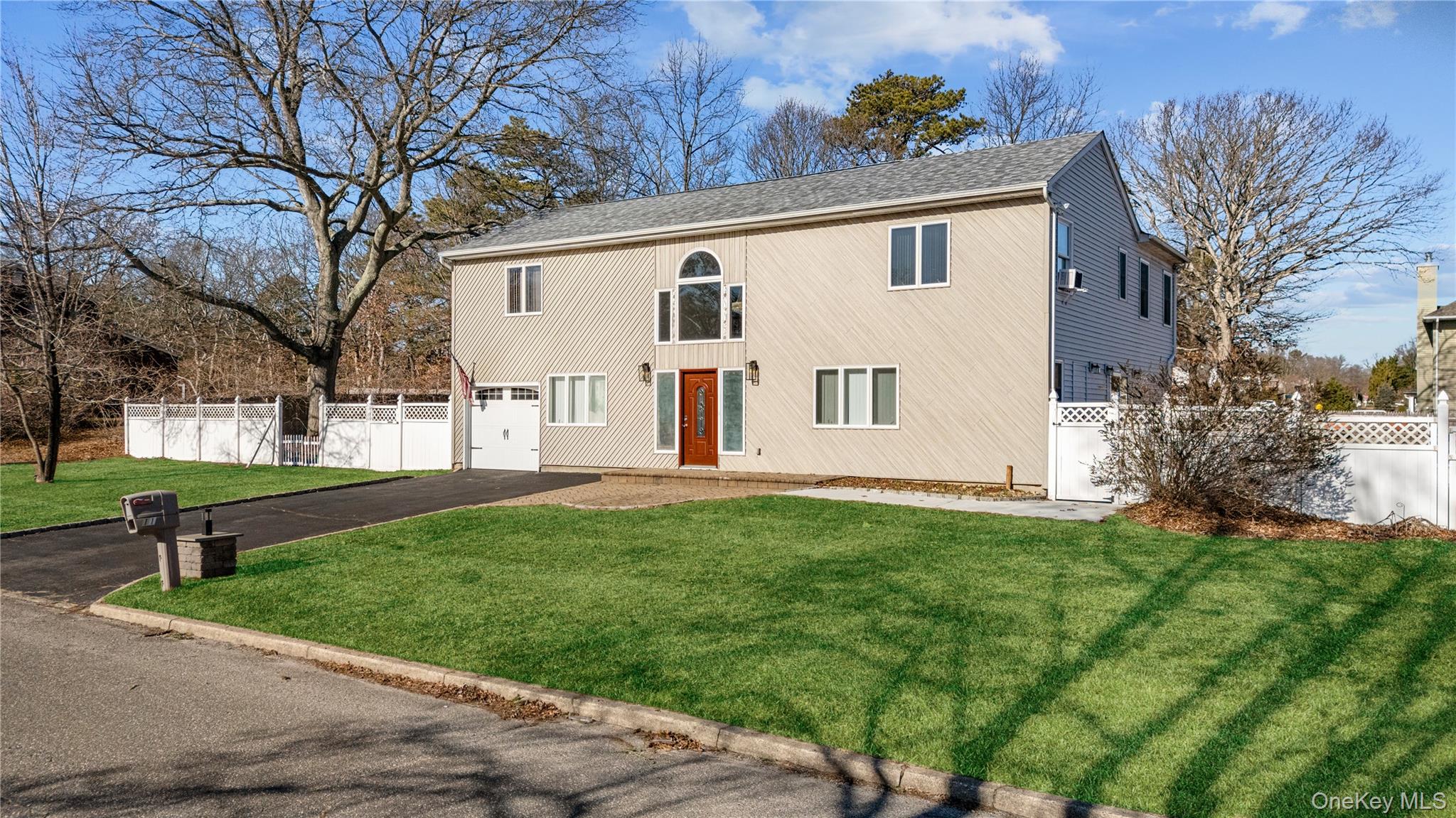 #3 photo, 11 Locust Avenue, Coram , NY 11727