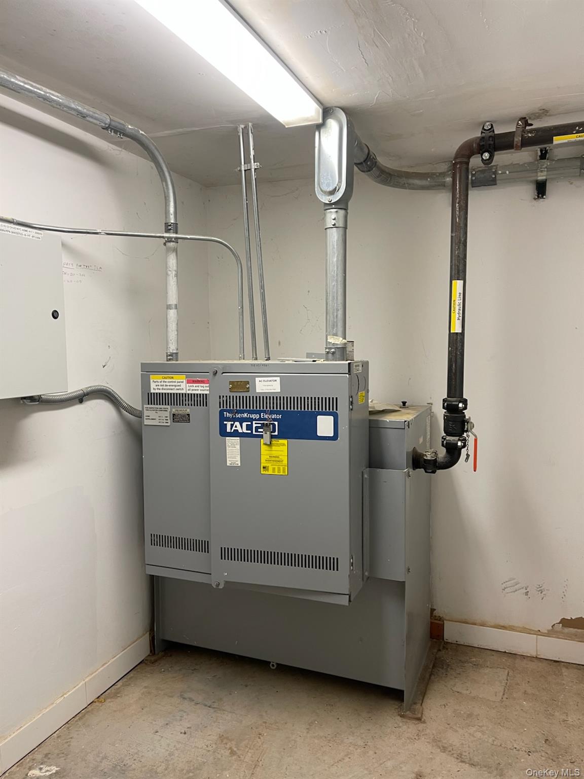 #5 photo, 3732 107th Street, Corona , NY 11368