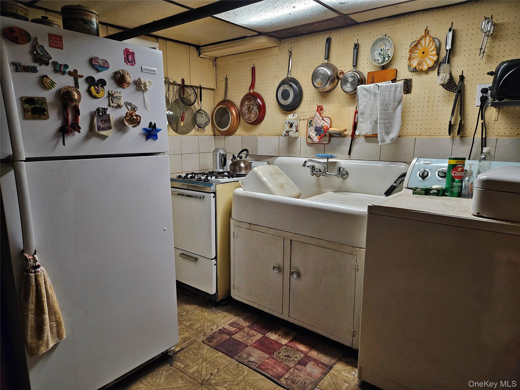 #17 photo, 72-34 61 Street, Ridgewood , NY 11385